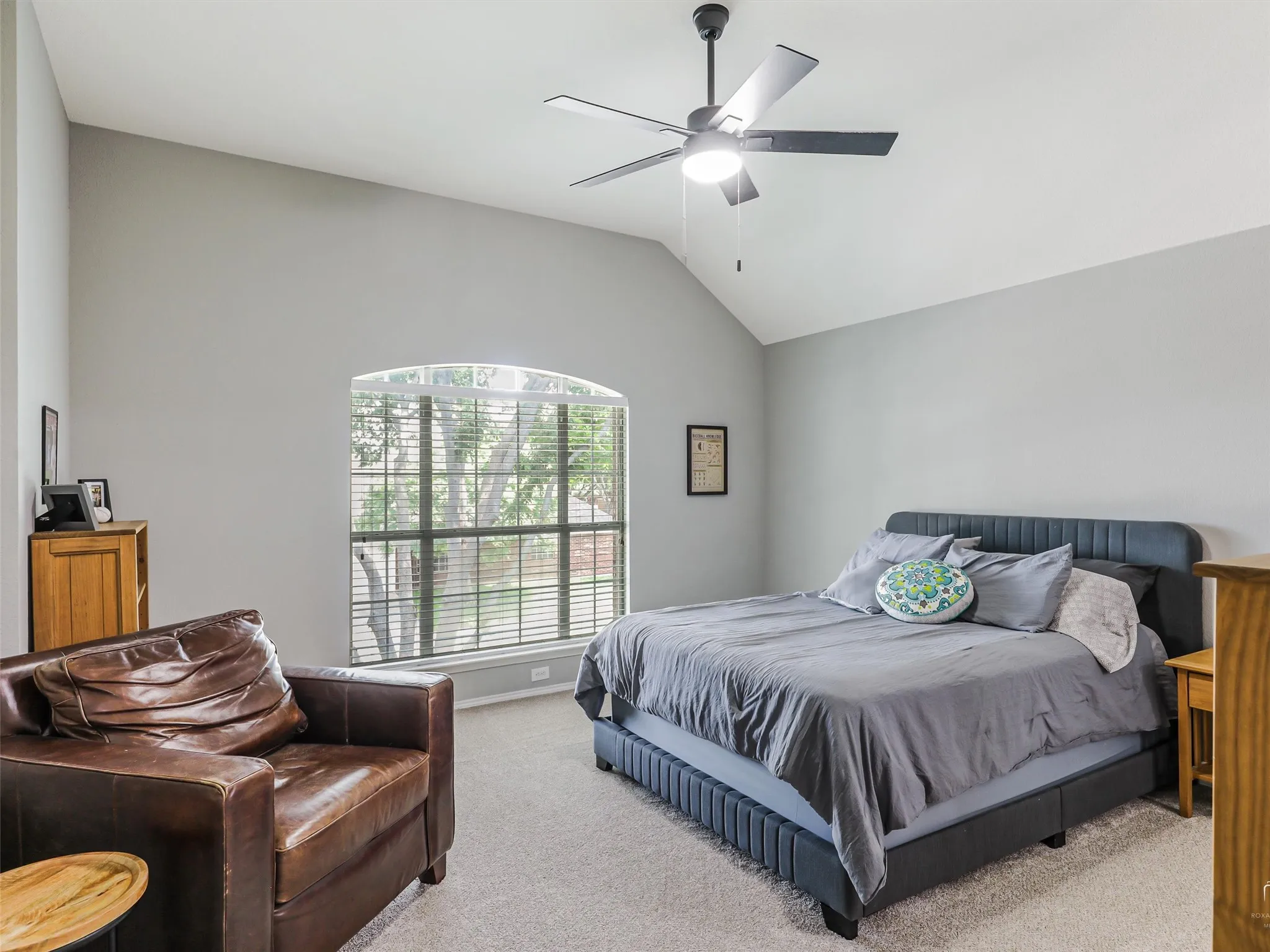 Single Family Residence For Sale in Denton County , 8653 Shakespeare Lane, Frisco, Texas 75036, 5 Bedroom, 4 Bathroom, 2 Garage spaces, 3,678 Sqft, built in 2003, mls#21258976, Real Estate Agent in Frisco, Homes For Sale in Denton county, Homes For Sale in Frisco, Realtor in Frisco Texas, Real Estate Brokerage Independent Realty Texas, Luminita Cordes Realtor