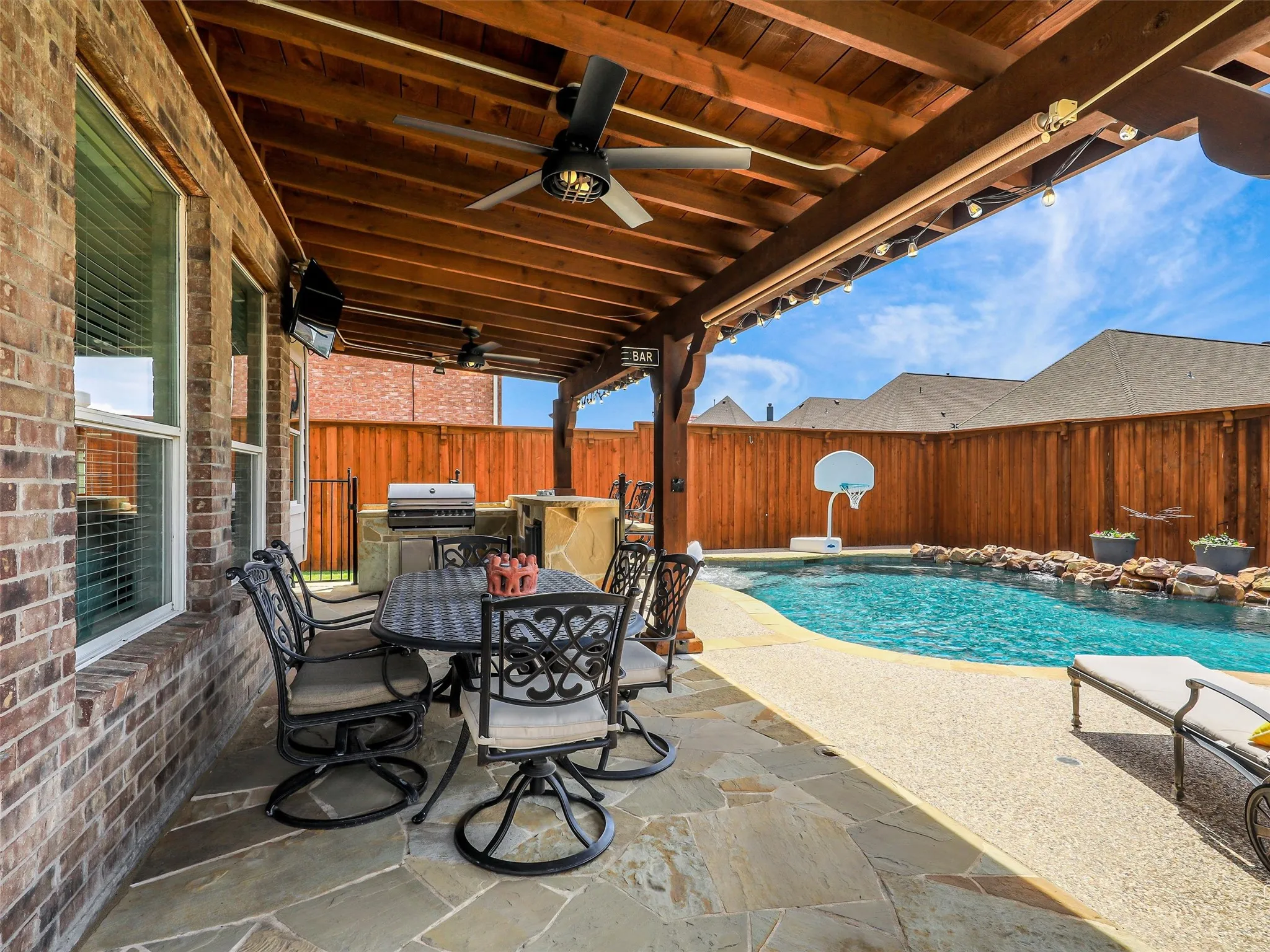 Single Family Residence For Sale in Denton County , 8653 Shakespeare Lane, Frisco, Texas 75036, 5 Bedroom, 4 Bathroom, 2 Garage spaces, 3,678 Sqft, built in 2003, mls#21258976, Real Estate Agent in Frisco, Homes For Sale in Denton county, Homes For Sale in Frisco, Realtor in Frisco Texas, Real Estate Brokerage Independent Realty Texas, Luminita Cordes Realtor