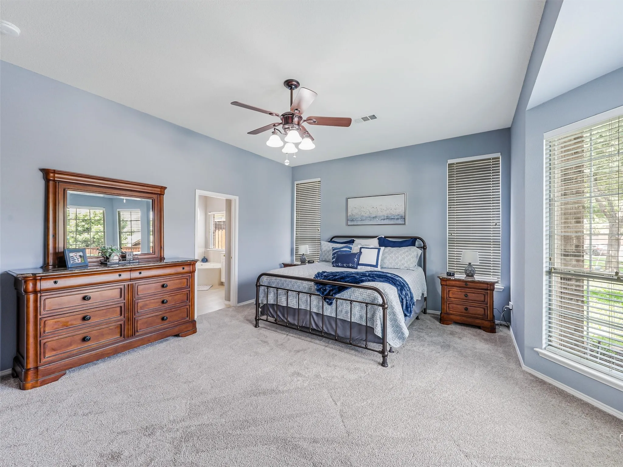 Single Family Residence For Sale in Denton County , 8653 Shakespeare Lane, Frisco, Texas 75036, 5 Bedroom, 4 Bathroom, 2 Garage spaces, 3,678 Sqft, built in 2003, mls#21258976, Real Estate Agent in Frisco, Homes For Sale in Denton county, Homes For Sale in Frisco, Realtor in Frisco Texas, Real Estate Brokerage Independent Realty Texas, Luminita Cordes Realtor