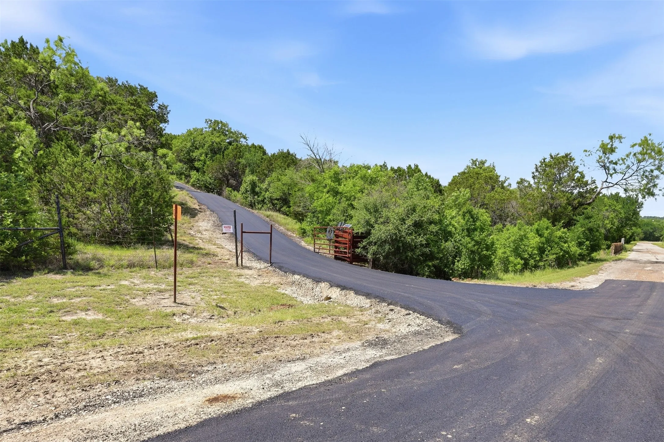 Mobile Home For Sale in Palo Pinto County , 140 E Bankhead Highway, Mineral Wells, Texas 76067, 2 Bedroom, 2 Bathroom, Garage spaces, 1,020 Sqft, built in 2021, mls#21259094, Real Estate Agent in Mineral Wells, Homes For Sale in Palo Pinto county, Homes For Sale in Mineral Wells, Realtor in Mineral Wells Texas, Real Estate Brokerage Independent Realty Texas, Luminita Cordes Realtor