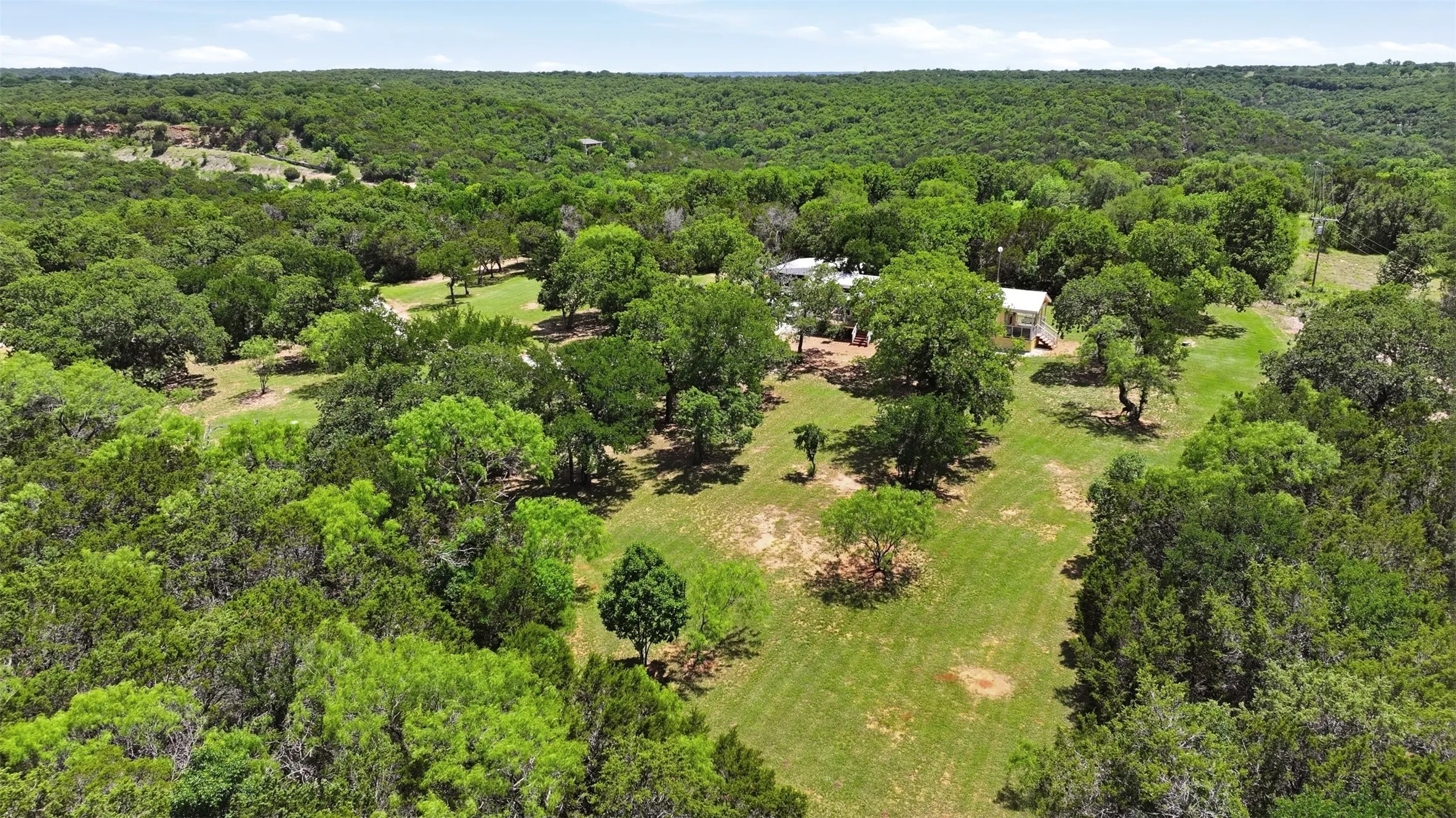 Mobile Home For Sale in Palo Pinto County , 140 E Bankhead Highway, Mineral Wells, Texas 76067, 2 Bedroom, 2 Bathroom, Garage spaces, 1,020 Sqft, built in 2021, mls#21259094, Real Estate Agent in Mineral Wells, Homes For Sale in Palo Pinto county, Homes For Sale in Mineral Wells, Realtor in Mineral Wells Texas, Real Estate Brokerage Independent Realty Texas, Luminita Cordes Realtor