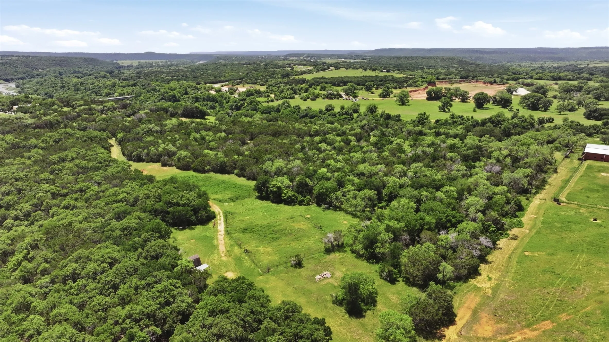 Mobile Home For Sale in Palo Pinto County , 140 E Bankhead Highway, Mineral Wells, Texas 76067, 2 Bedroom, 2 Bathroom, Garage spaces, 1,020 Sqft, built in 2021, mls#21259094, Real Estate Agent in Mineral Wells, Homes For Sale in Palo Pinto county, Homes For Sale in Mineral Wells, Realtor in Mineral Wells Texas, Real Estate Brokerage Independent Realty Texas, Luminita Cordes Realtor