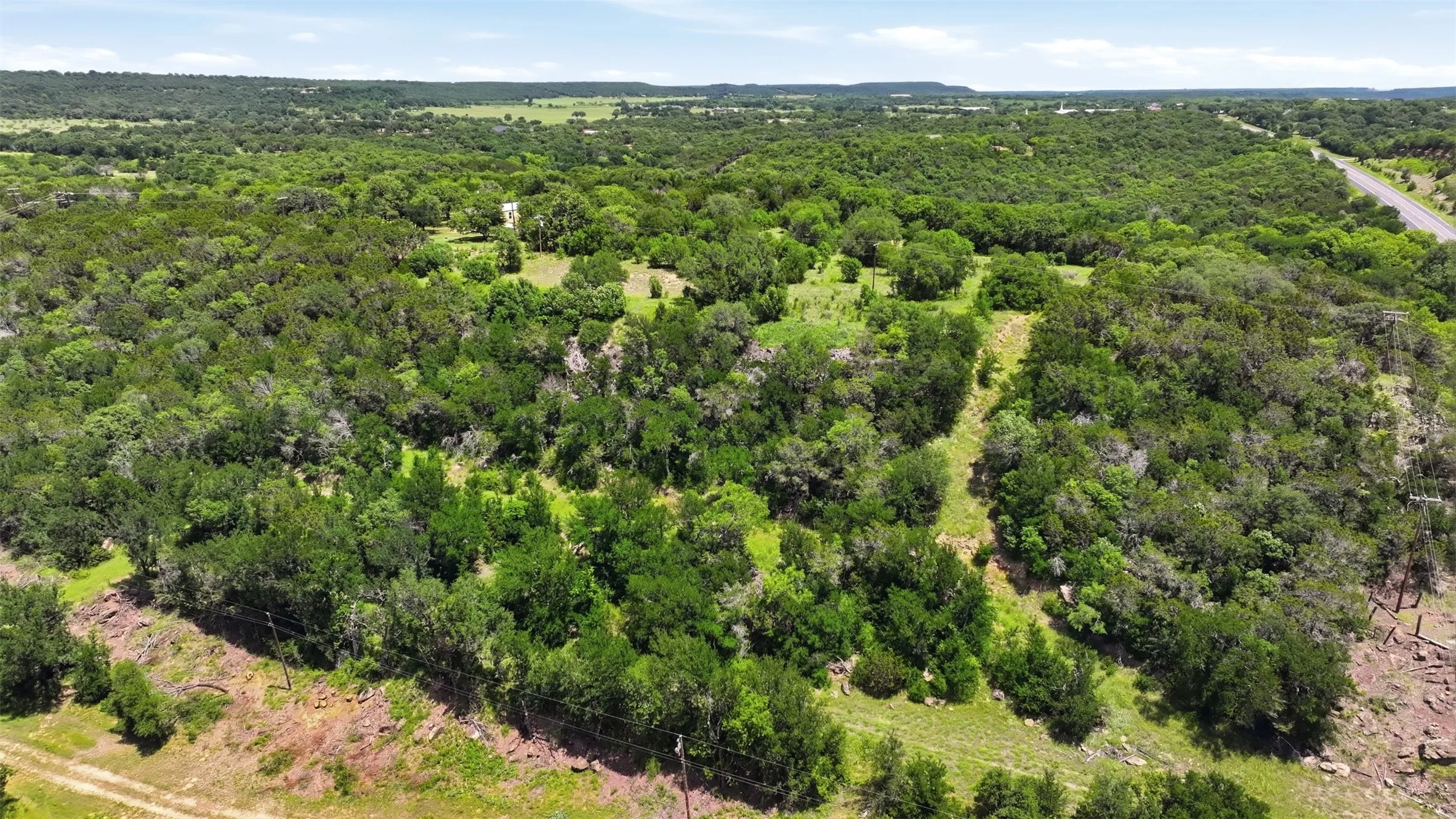 Mobile Home For Sale in Palo Pinto County , 140 E Bankhead Highway, Mineral Wells, Texas 76067, 2 Bedroom, 2 Bathroom, Garage spaces, 1,020 Sqft, built in 2021, mls#21259094, Real Estate Agent in Mineral Wells, Homes For Sale in Palo Pinto county, Homes For Sale in Mineral Wells, Realtor in Mineral Wells Texas, Real Estate Brokerage Independent Realty Texas, Luminita Cordes Realtor