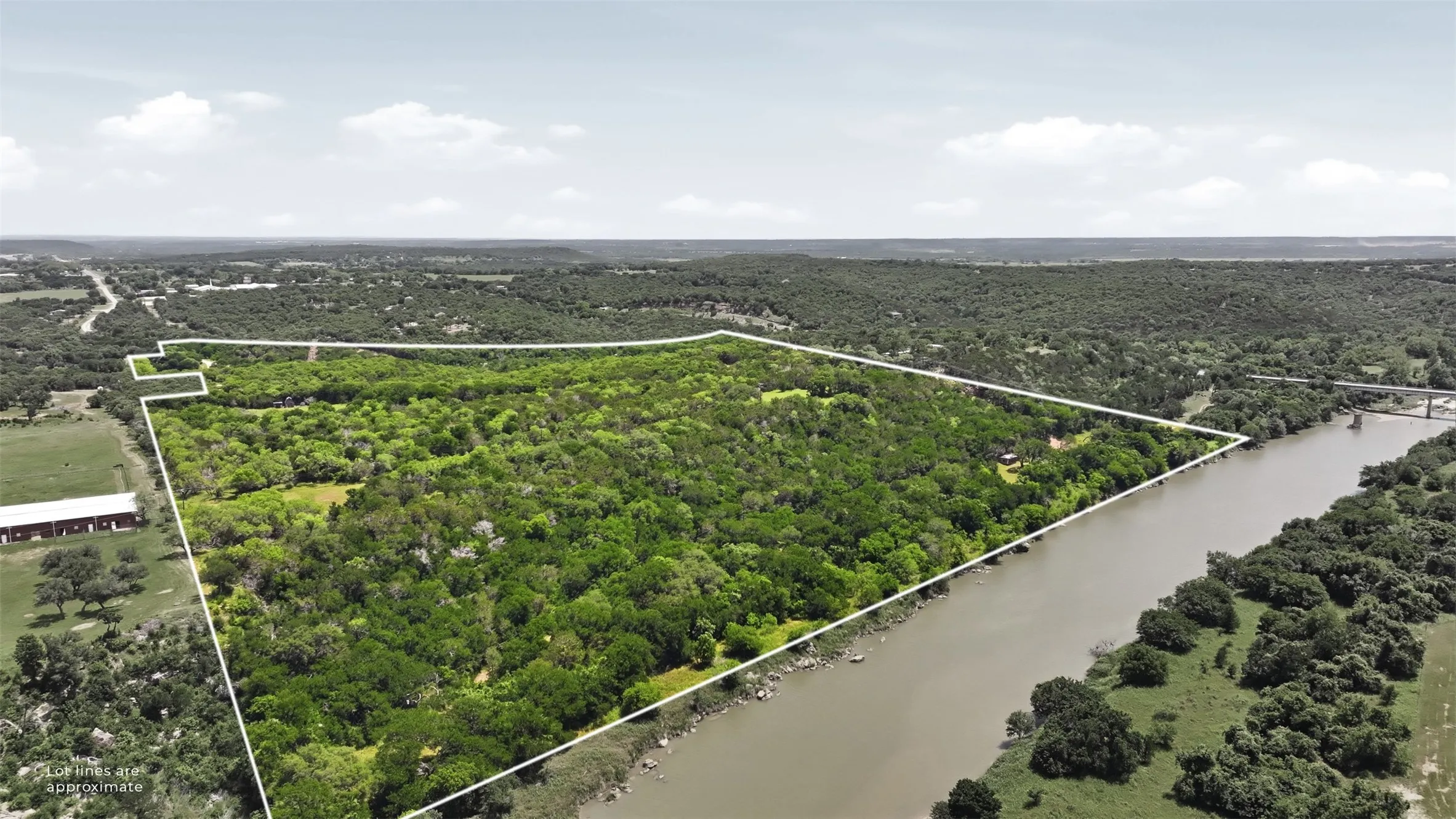 Mobile Home For Sale in Palo Pinto County , 140 E Bankhead Highway, Mineral Wells, Texas 76067, 2 Bedroom, 2 Bathroom, Garage spaces, 1,020 Sqft, built in 2021, mls#21259094, Real Estate Agent in Mineral Wells, Homes For Sale in Palo Pinto county, Homes For Sale in Mineral Wells, Realtor in Mineral Wells Texas, Real Estate Brokerage Independent Realty Texas, Luminita Cordes Realtor
