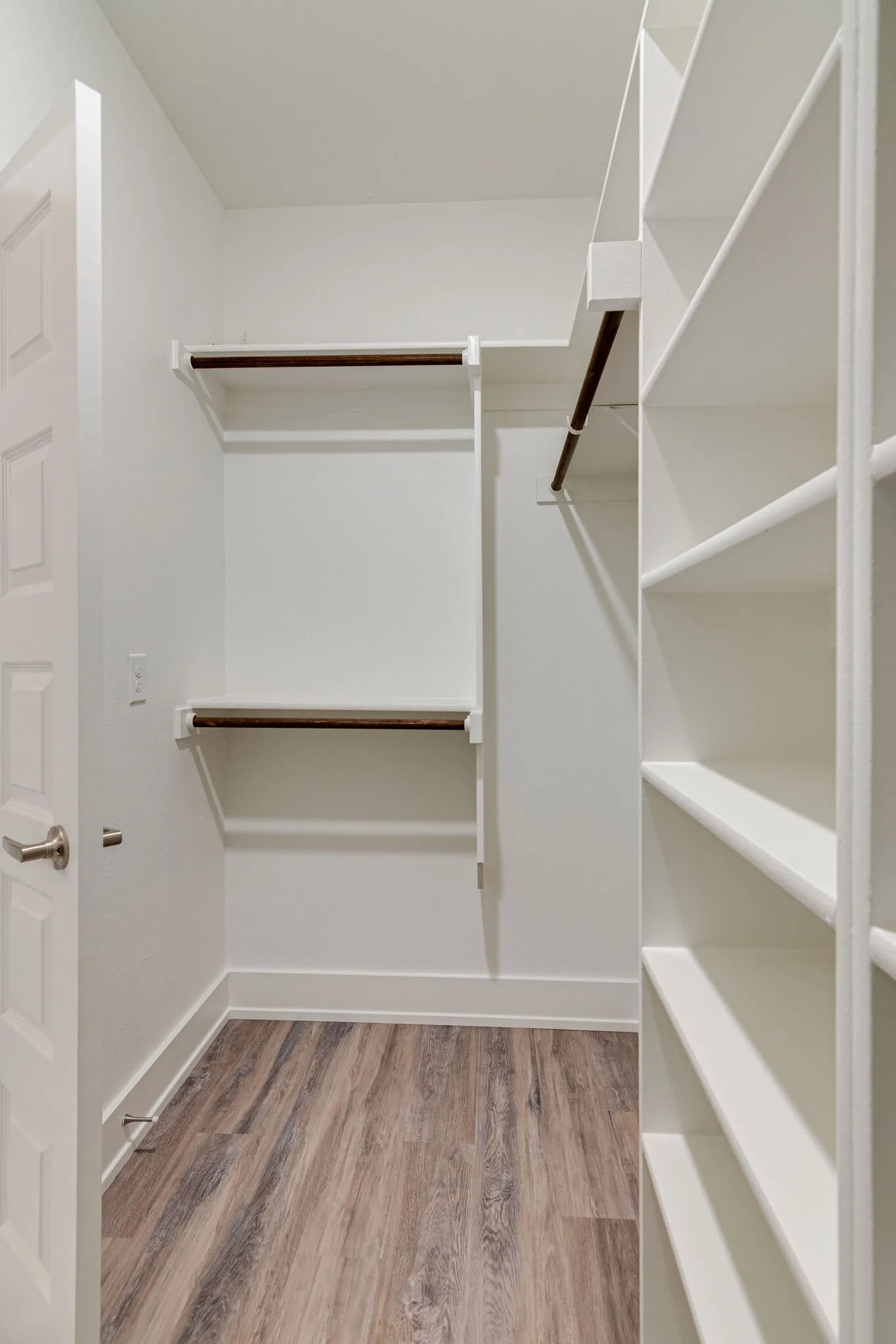 Apartment For Rent in Denton County , 115 W Jones 205, Krum, Texas 76249, 2 Bedrooms, 2 Bathrooms, Garage spaces, 968 Sqft, built in 2023, Price $1,350, mls#21262437, Real Estate Agent in Krum, Homes For Rent in Denton county, Homes For Rent in Krum, Realtor in Krum Texas, Real Estate Brokerage Independent Realty Texas, Luminita Cordes Realtor