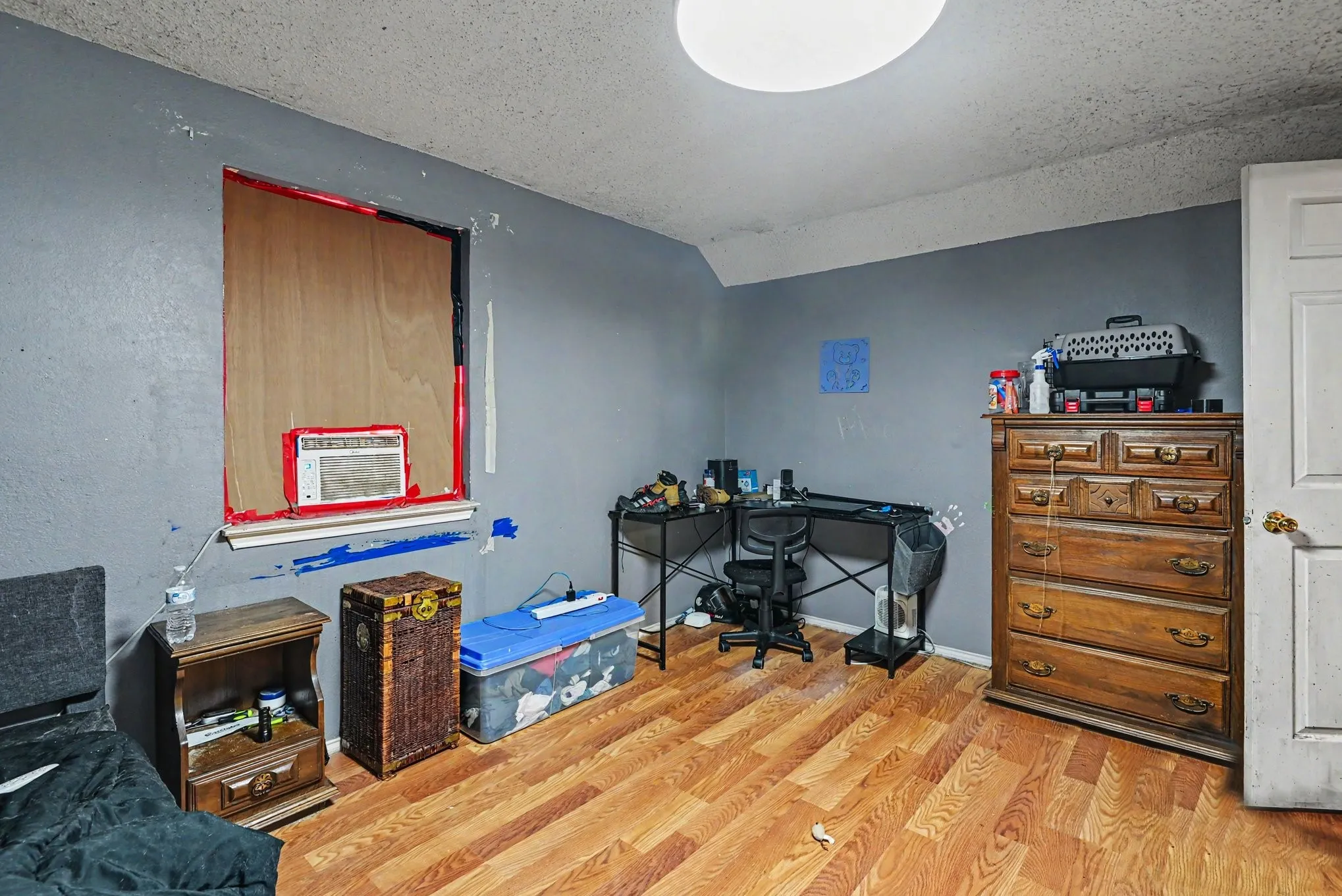 Single Family Residence For Sale in Tarrant County , 13270 Liberty School Road, Azle, Texas 76020, 3 Bedrooms, 2 Bathrooms, Garage spaces, 1,514 Sqft, built in 1986, Price $255,000, mls#21259046, Real Estate Agent in Azle, Homes For Sale in Tarrant county, Homes For Sale in Azle, Realtor in Azle Texas, Real Estate Brokerage Independent Realty Texas, Luminita Cordes Realtor