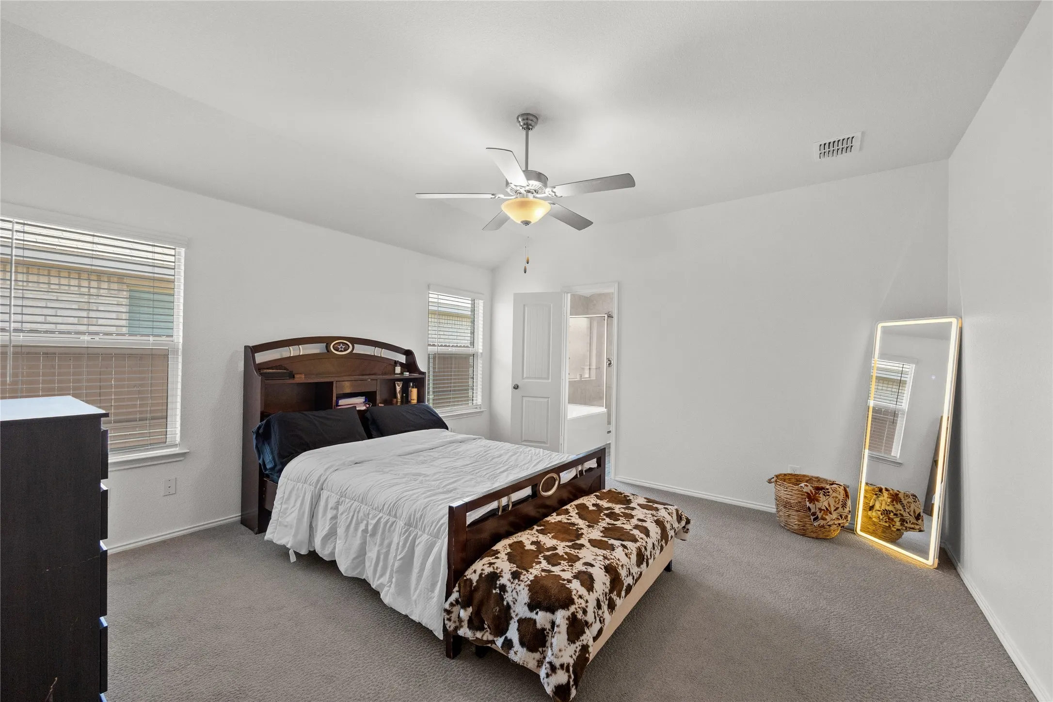 Single Family Residence For Sale in Kaufman County , 3139 Josefina Lane, Forney, Texas 75126, 3 Bedrooms, 2 Bathrooms, 2 Garage spaces, 1,508 Sqft, built in 2021, Price $279,000, mls#21261355, Real Estate Agent in Forney, Homes For Sale in Kaufman county, Homes For Sale in Forney, Realtor in Forney Texas, Real Estate Brokerage Independent Realty Texas, Luminita Cordes Realtor