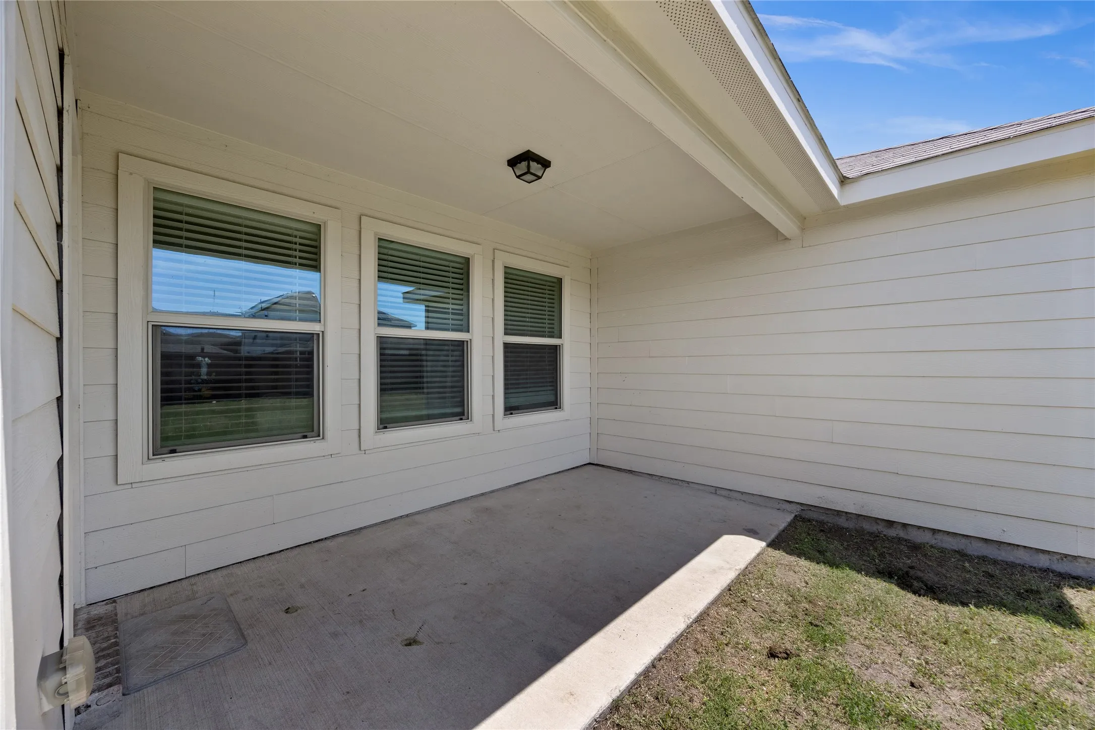 Single Family Residence For Sale in Kaufman County , 3139 Josefina Lane, Forney, Texas 75126, 3 Bedrooms, 2 Bathrooms, 2 Garage spaces, 1,508 Sqft, built in 2021, Price $279,000, mls#21261355, Real Estate Agent in Forney, Homes For Sale in Kaufman county, Homes For Sale in Forney, Realtor in Forney Texas, Real Estate Brokerage Independent Realty Texas, Luminita Cordes Realtor