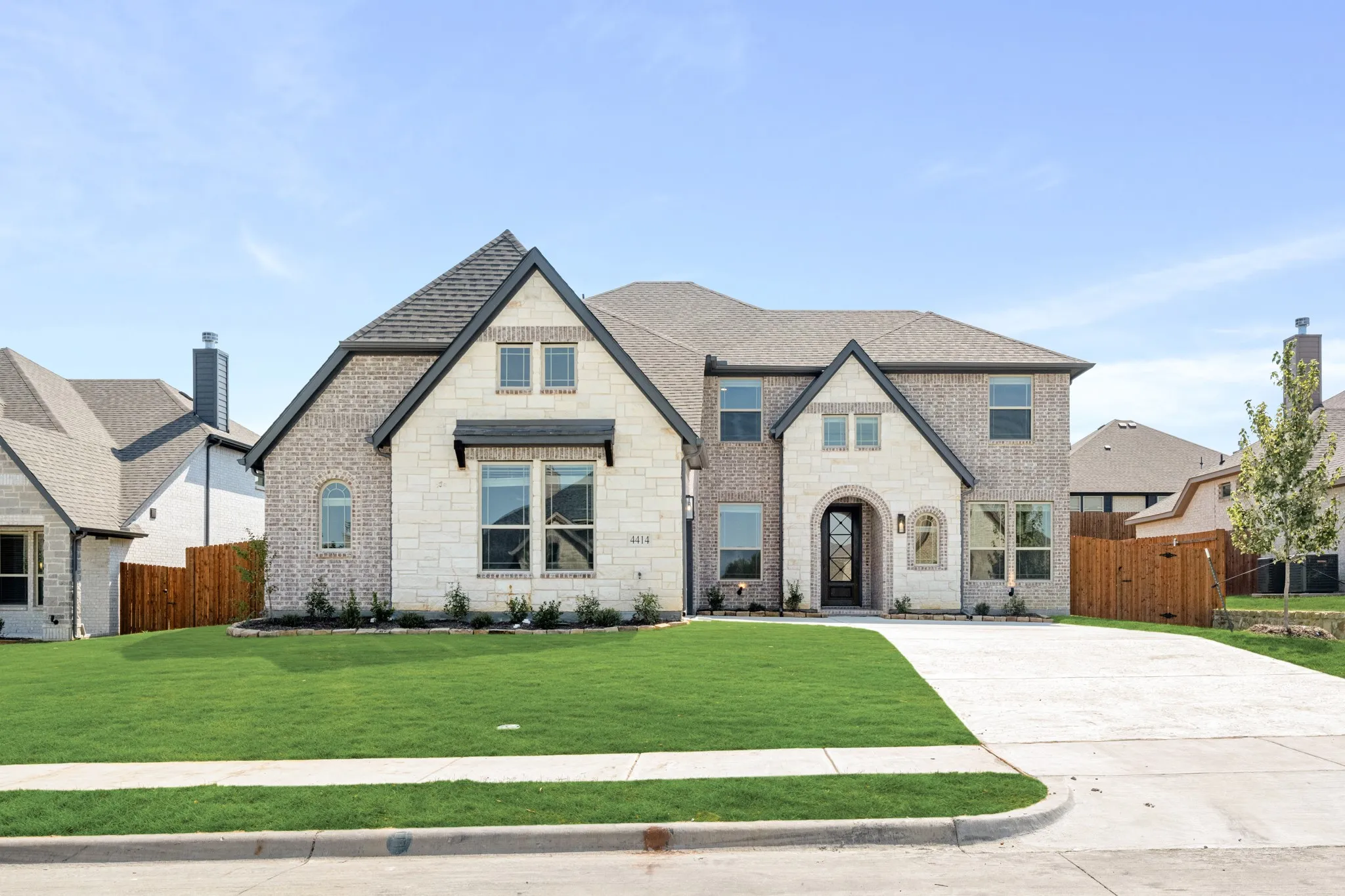 Single Family Residence For Sale in Ellis County , 4414 Biscayne Drive, Midlothian, Texas 76065, 5 Bedroom, 4 Bathroom, 2 Garage spaces, 3,485 Sqft, built in 2025, mls#21262839, Real Estate Agent in Midlothian, Homes For Sale in Ellis county, Homes For Sale in Midlothian, Realtor in Midlothian Texas, Real Estate Brokerage Independent Realty Texas, Luminita Cordes Realtor