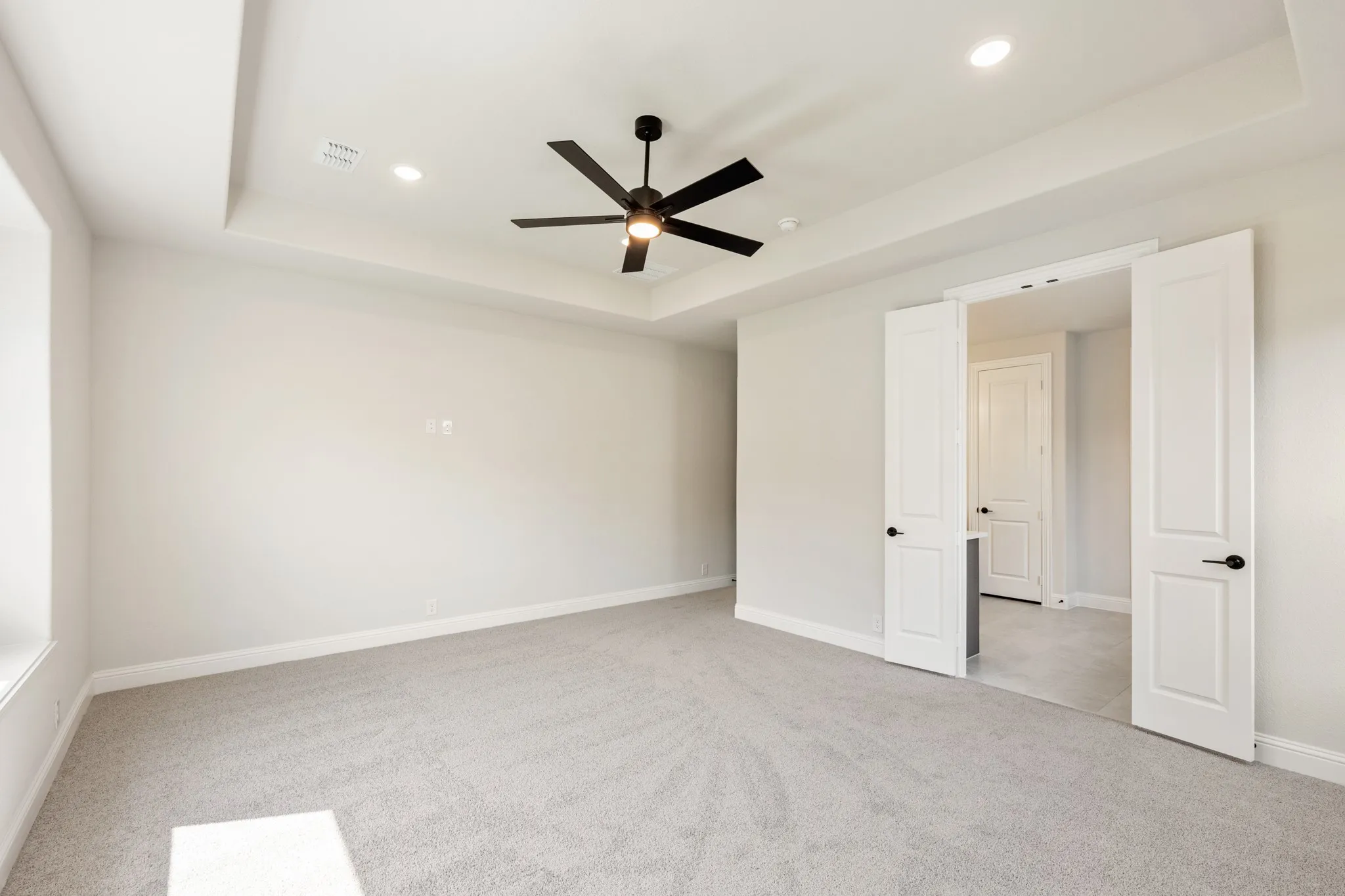 Single Family Residence For Sale in Ellis County , 4414 Biscayne Drive, Midlothian, Texas 76065, 5 Bedroom, 4 Bathroom, 2 Garage spaces, 3,485 Sqft, built in 2025, mls#21262839, Real Estate Agent in Midlothian, Homes For Sale in Ellis county, Homes For Sale in Midlothian, Realtor in Midlothian Texas, Real Estate Brokerage Independent Realty Texas, Luminita Cordes Realtor