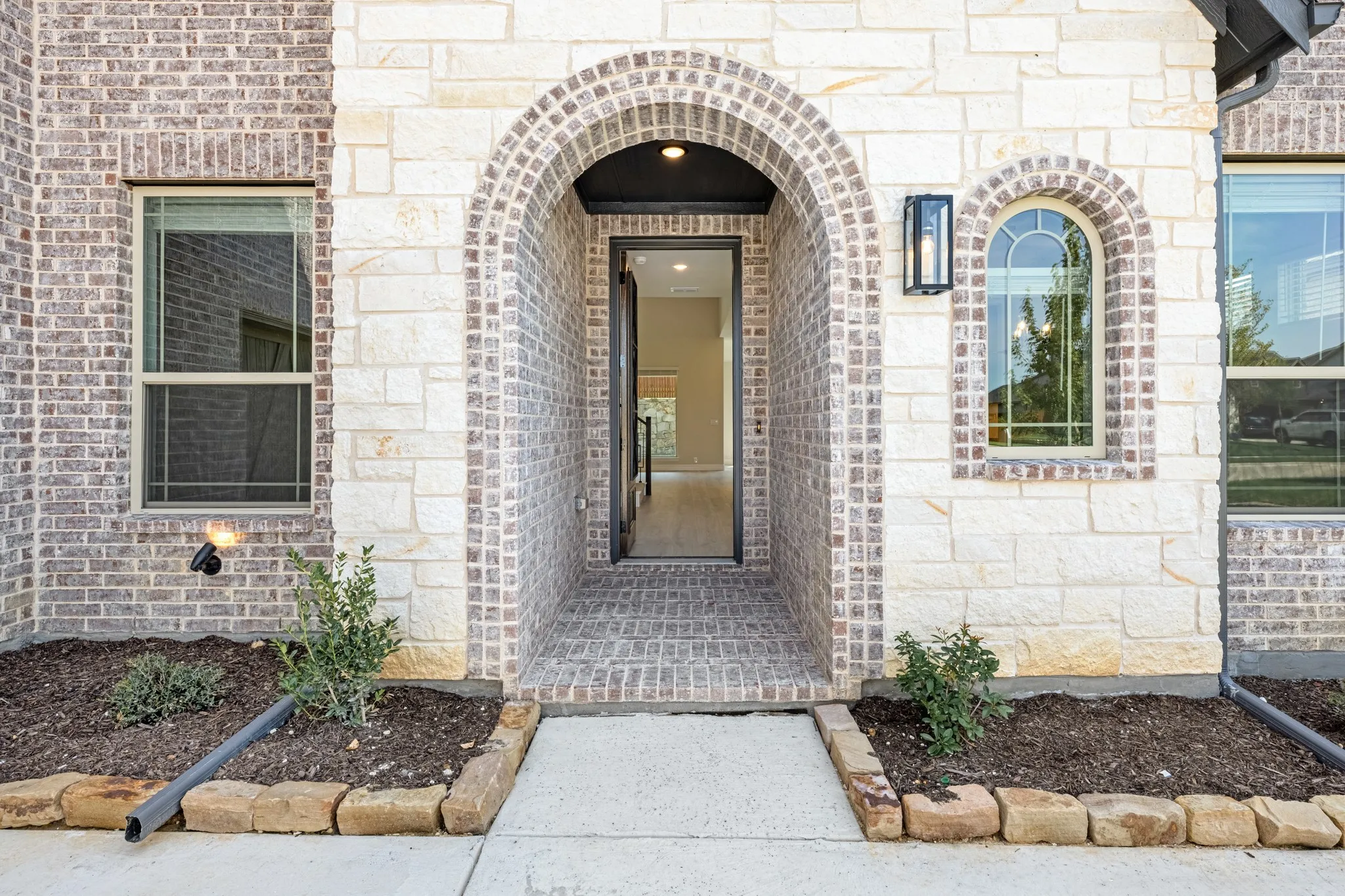 Single Family Residence For Sale in Ellis County , 4414 Biscayne Drive, Midlothian, Texas 76065, 5 Bedroom, 4 Bathroom, 2 Garage spaces, 3,485 Sqft, built in 2025, mls#21262839, Real Estate Agent in Midlothian, Homes For Sale in Ellis county, Homes For Sale in Midlothian, Realtor in Midlothian Texas, Real Estate Brokerage Independent Realty Texas, Luminita Cordes Realtor