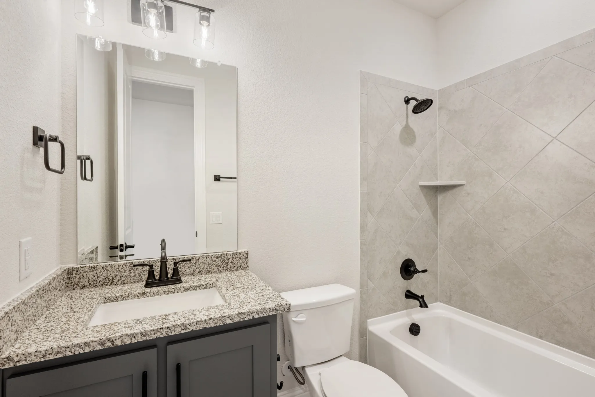 Single Family Residence For Sale in Ellis County , 4414 Biscayne Drive, Midlothian, Texas 76065, 5 Bedroom, 4 Bathroom, 2 Garage spaces, 3,485 Sqft, built in 2025, mls#21262839, Real Estate Agent in Midlothian, Homes For Sale in Ellis county, Homes For Sale in Midlothian, Realtor in Midlothian Texas, Real Estate Brokerage Independent Realty Texas, Luminita Cordes Realtor