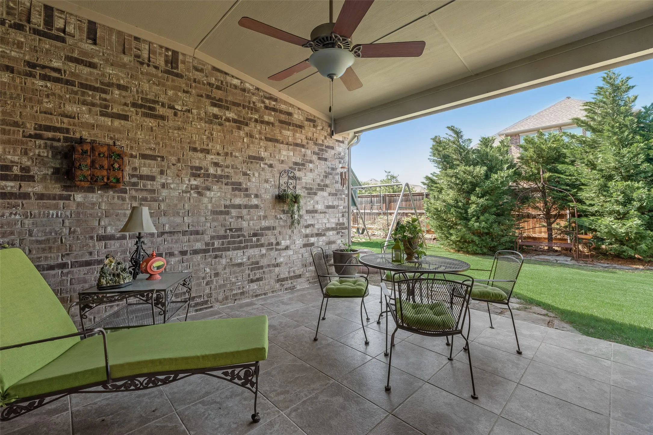 Single Family Residence For Sale in Collin County , 11012 Carrizo Road, Frisco, Texas 75035, 4 Bedroom, 4 Bathroom, 2 Garage spaces, 3,283 Sqft, built in 2019, mls#21262670, Real Estate Agent in Frisco, Homes For Sale in Collin county, Homes For Sale in Frisco, Realtor in Frisco Texas, Real Estate Brokerage Independent Realty Texas, Luminita Cordes Realtor