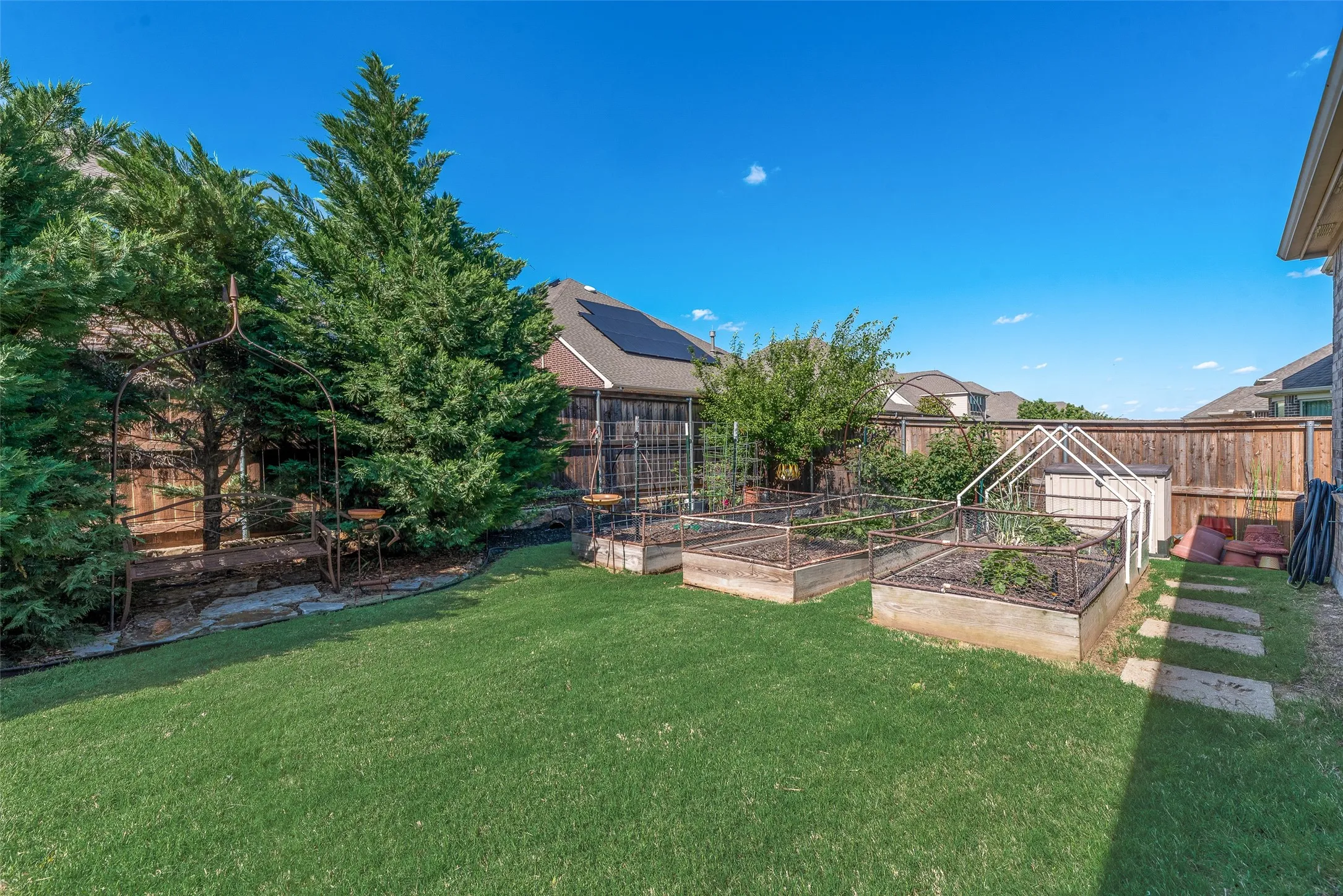 Single Family Residence For Sale in Collin County , 11012 Carrizo Road, Frisco, Texas 75035, 4 Bedroom, 4 Bathroom, 2 Garage spaces, 3,283 Sqft, built in 2019, mls#21262670, Real Estate Agent in Frisco, Homes For Sale in Collin county, Homes For Sale in Frisco, Realtor in Frisco Texas, Real Estate Brokerage Independent Realty Texas, Luminita Cordes Realtor