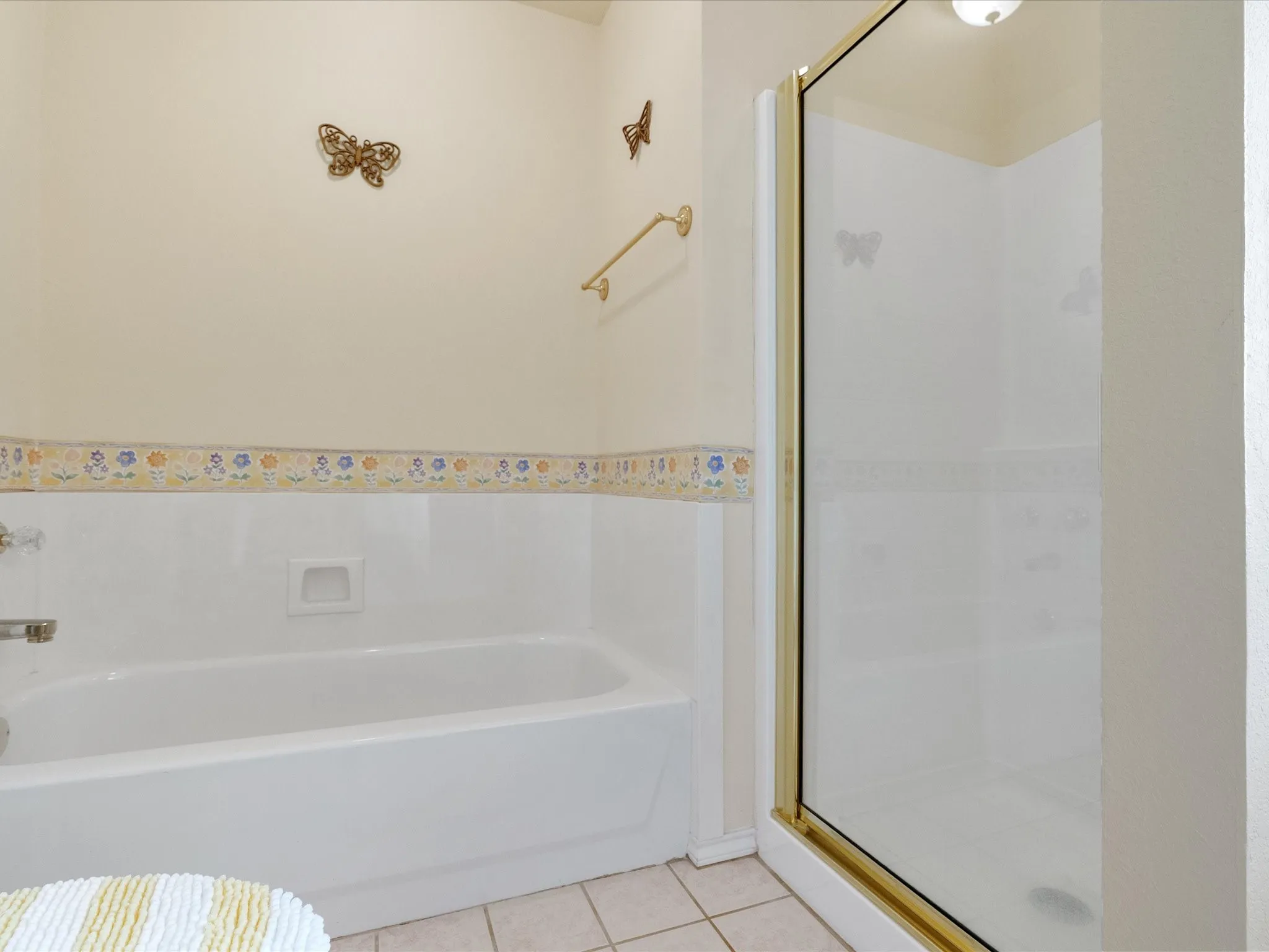 Single Family Residence For Sale in Collin County , 8645 County Road 419, Anna, Texas 75409, 4 Bedroom, 3 Bathroom, 2 Garage spaces, 2,740 Sqft, built in 1998, mls#21262415, Real Estate Agent in Anna, Homes For Sale in Collin county, Homes For Sale in Anna, Realtor in Anna Texas, Real Estate Brokerage Independent Realty Texas, Luminita Cordes Realtor