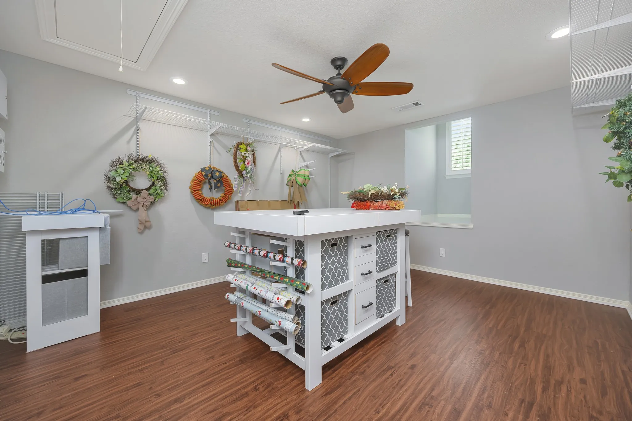 Single Family Residence For Sale in Denton County , 5200 Temple Drive, Flower Mound, Texas 75028, 4 Bedrooms, 4 Bathrooms, 3 Garage spaces, 3,999 Sqft, built in 2002, Price $1,185,000, mls#21234311, Real Estate Agent in Flower Mound, Homes For Sale in Denton county, Homes For Sale in Flower Mound, Realtor in Flower Mound Texas, Real Estate Brokerage Independent Realty Texas, Luminita Cordes Realtor