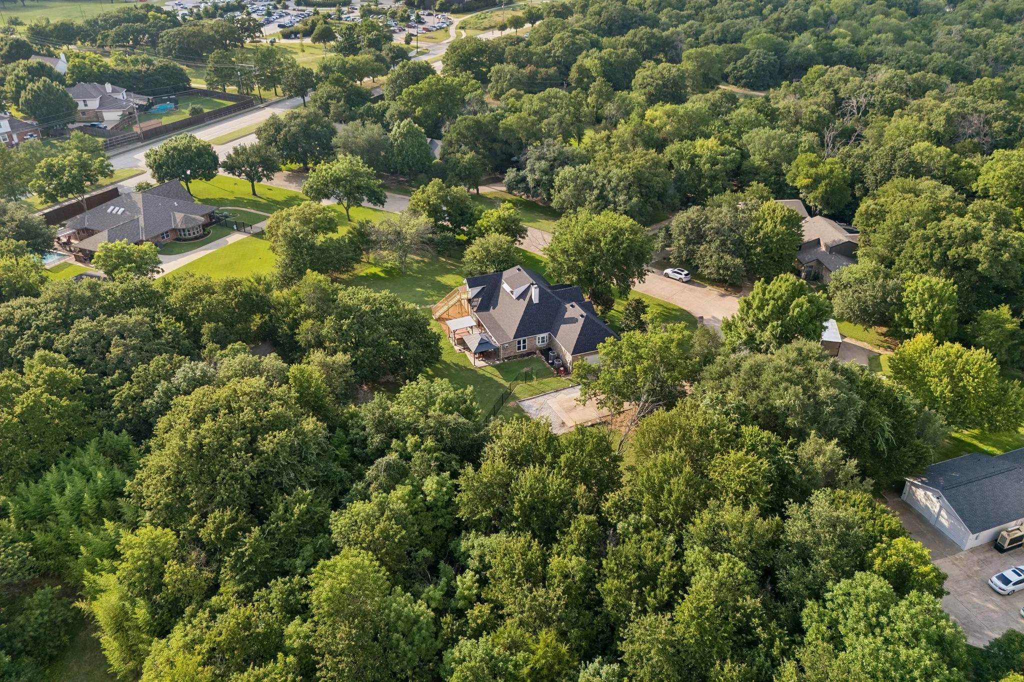 Single Family Residence For Sale in Denton County , 1092 Holly Lane, Lewisville, Texas 75067, 4 Bedrooms, 2 Bathrooms, 2 Garage spaces, 3,021 Sqft, built in 1993, Price $850,000, mls#21259373, Real Estate Agent in Lewisville, Homes For Sale in Denton county, Homes For Sale in Lewisville, Realtor in Lewisville Texas, Real Estate Brokerage Independent Realty Texas, Luminita Cordes Realtor