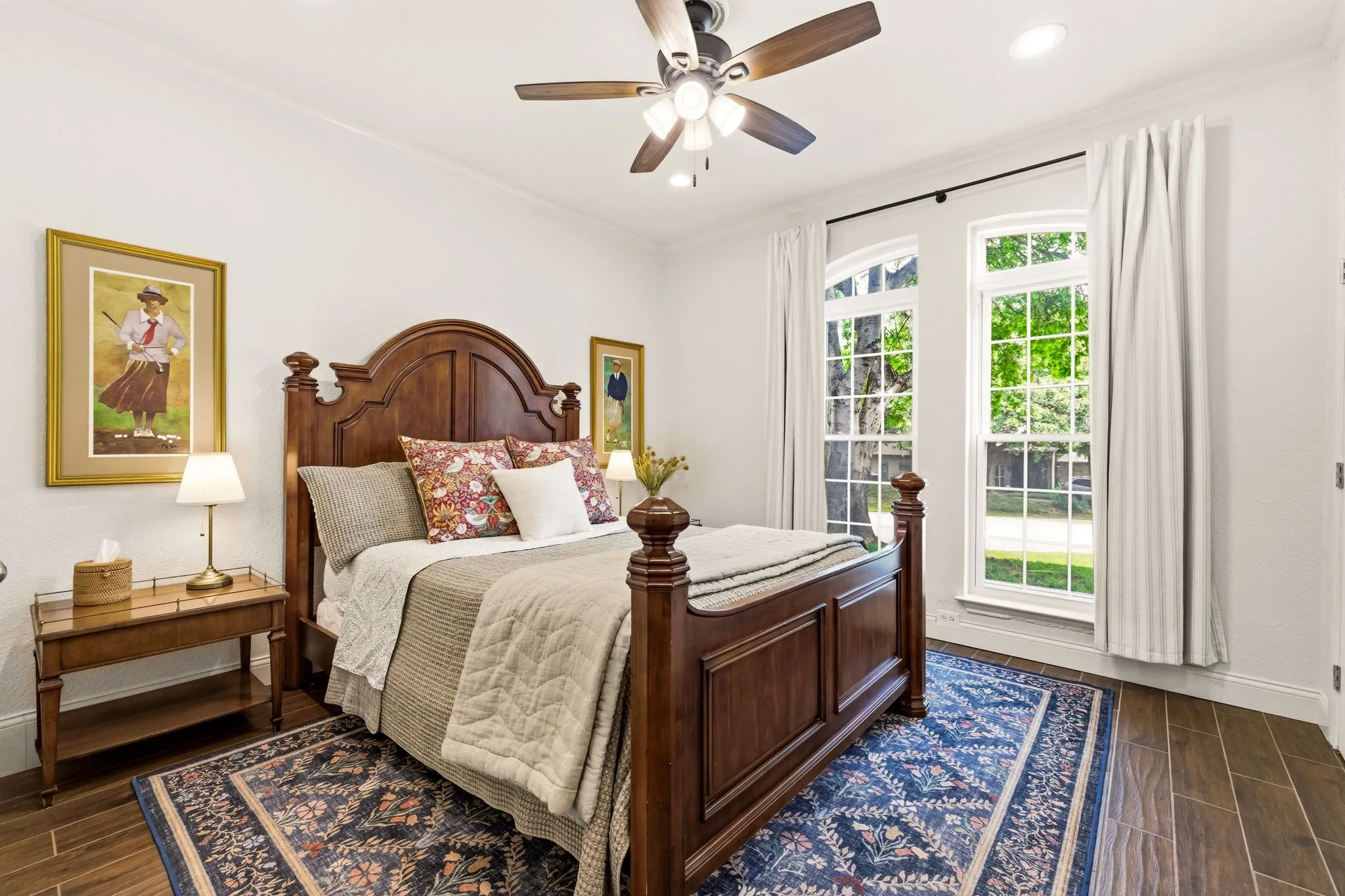 Single Family Residence For Sale in Denton County , 1092 Holly Lane, Lewisville, Texas 75067, 4 Bedrooms, 2 Bathrooms, 2 Garage spaces, 3,021 Sqft, built in 1993, Price $850,000, mls#21259373, Real Estate Agent in Lewisville, Homes For Sale in Denton county, Homes For Sale in Lewisville, Realtor in Lewisville Texas, Real Estate Brokerage Independent Realty Texas, Luminita Cordes Realtor