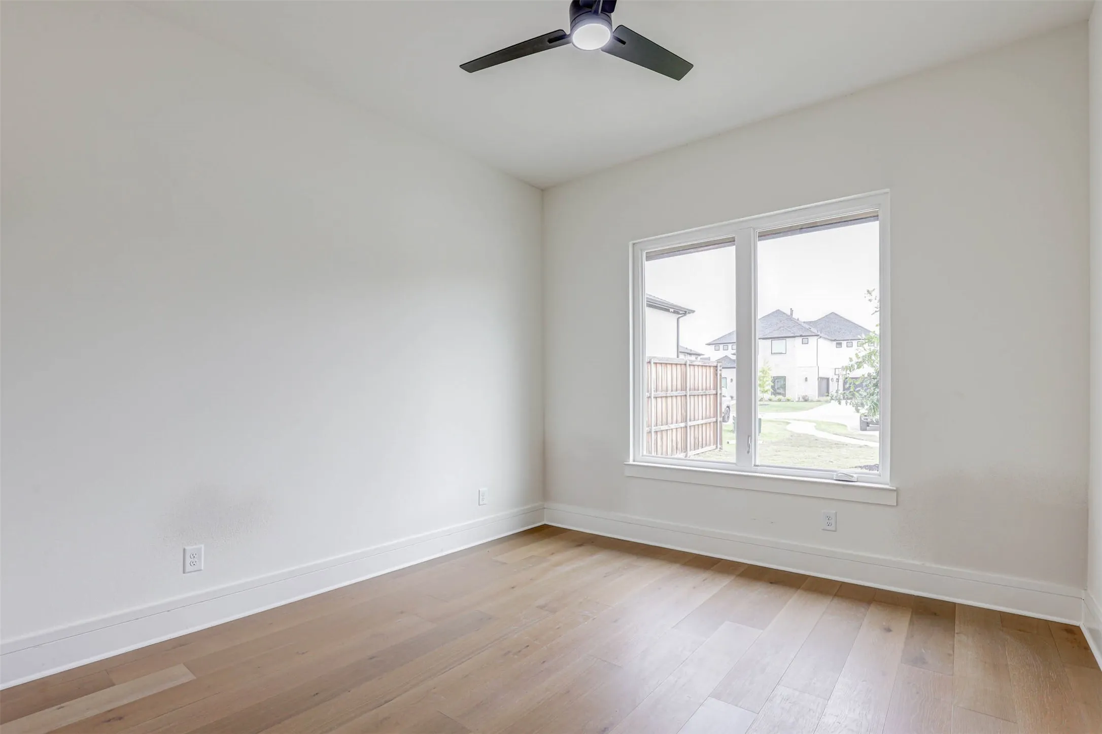 Single Family Residence For Sale in Tarrant County , 208 Utopia Court, Keller, Texas 76248, 5 Bedroom, 5 Bathroom, 3 Garage spaces, 3,421 Sqft, built in 2025, mls#21262848, Real Estate Agent in Keller, Homes For Sale in Tarrant county, Homes For Sale in Keller, Realtor in Keller Texas, Real Estate Brokerage Independent Realty Texas, Luminita Cordes Realtor