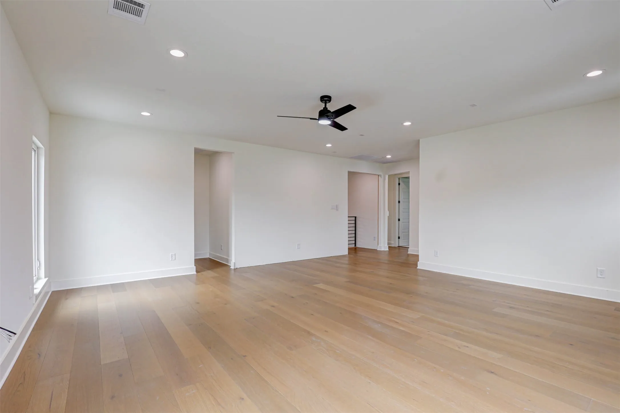 Single Family Residence For Sale in Tarrant County , 208 Utopia Court, Keller, Texas 76248, 5 Bedroom, 5 Bathroom, 3 Garage spaces, 3,421 Sqft, built in 2025, mls#21262848, Real Estate Agent in Keller, Homes For Sale in Tarrant county, Homes For Sale in Keller, Realtor in Keller Texas, Real Estate Brokerage Independent Realty Texas, Luminita Cordes Realtor