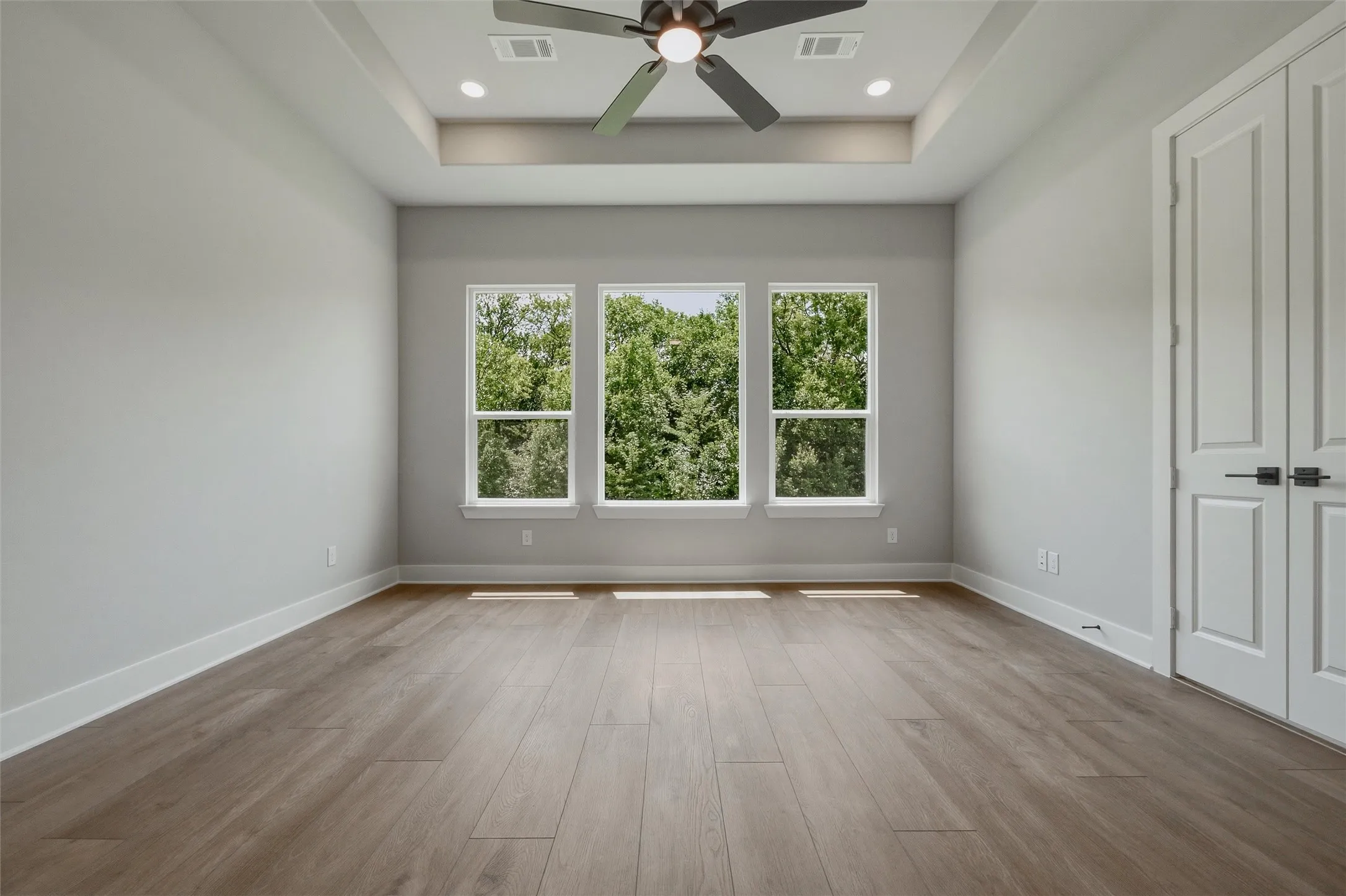 Single Family Residence For Sale in Grayson County , 1001 Perrin Lane, Van Alstyne, Texas 75495, 4 Bedroom, 3 Bathroom, 3 Garage spaces, 2,857 Sqft, built in 2026, mls#21262048, Real Estate Agent in Van Alstyne, Homes For Sale in Grayson county, Homes For Sale in Van Alstyne, Realtor in Van Alstyne Texas, Real Estate Brokerage Independent Realty Texas, Luminita Cordes Realtor