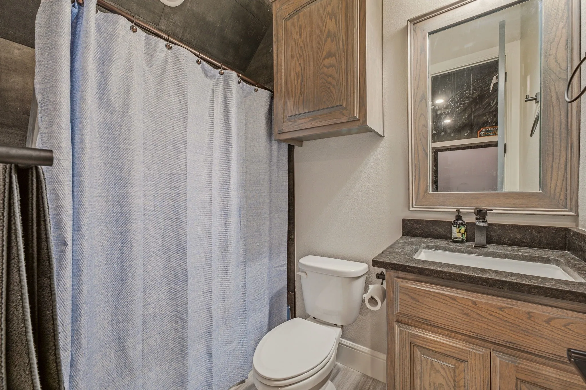 Single Family Residence For Sale in Hood County , 9503 Bellechase Road, Granbury, Texas 76049, 4 Bedroom, 4 Bathroom, 3 Garage spaces, 3,780 Sqft, built in 2019, mls#21260966, Real Estate Agent in Granbury, Homes For Sale in Hood county, Homes For Sale in Granbury, Realtor in Granbury Texas, Real Estate Brokerage Independent Realty Texas, Luminita Cordes Realtor