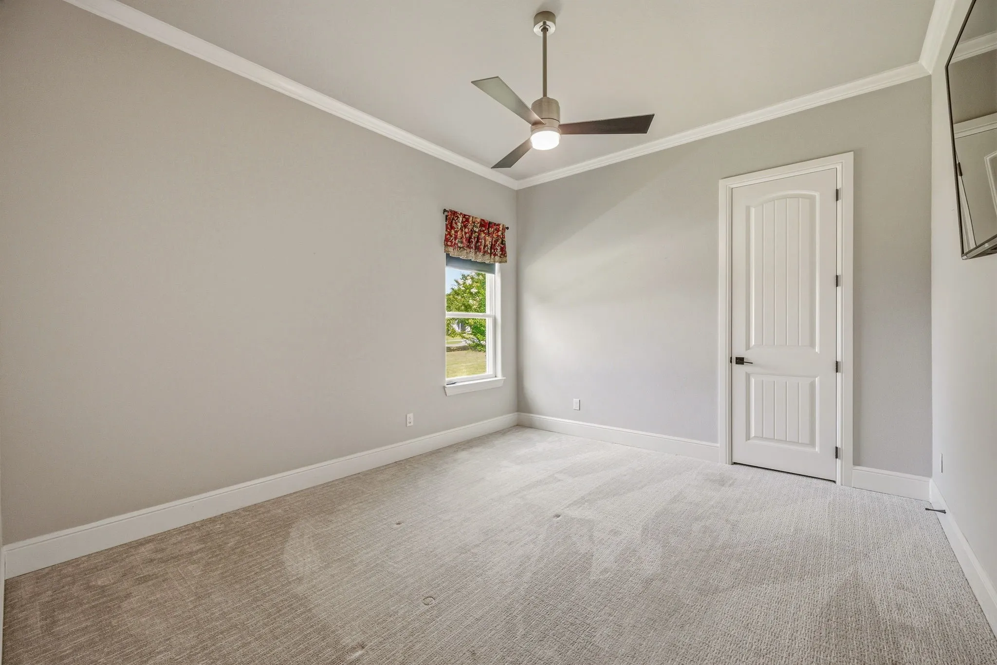 Single Family Residence For Sale in Hood County , 9503 Bellechase Road, Granbury, Texas 76049, 4 Bedroom, 4 Bathroom, 3 Garage spaces, 3,780 Sqft, built in 2019, mls#21260966, Real Estate Agent in Granbury, Homes For Sale in Hood county, Homes For Sale in Granbury, Realtor in Granbury Texas, Real Estate Brokerage Independent Realty Texas, Luminita Cordes Realtor
