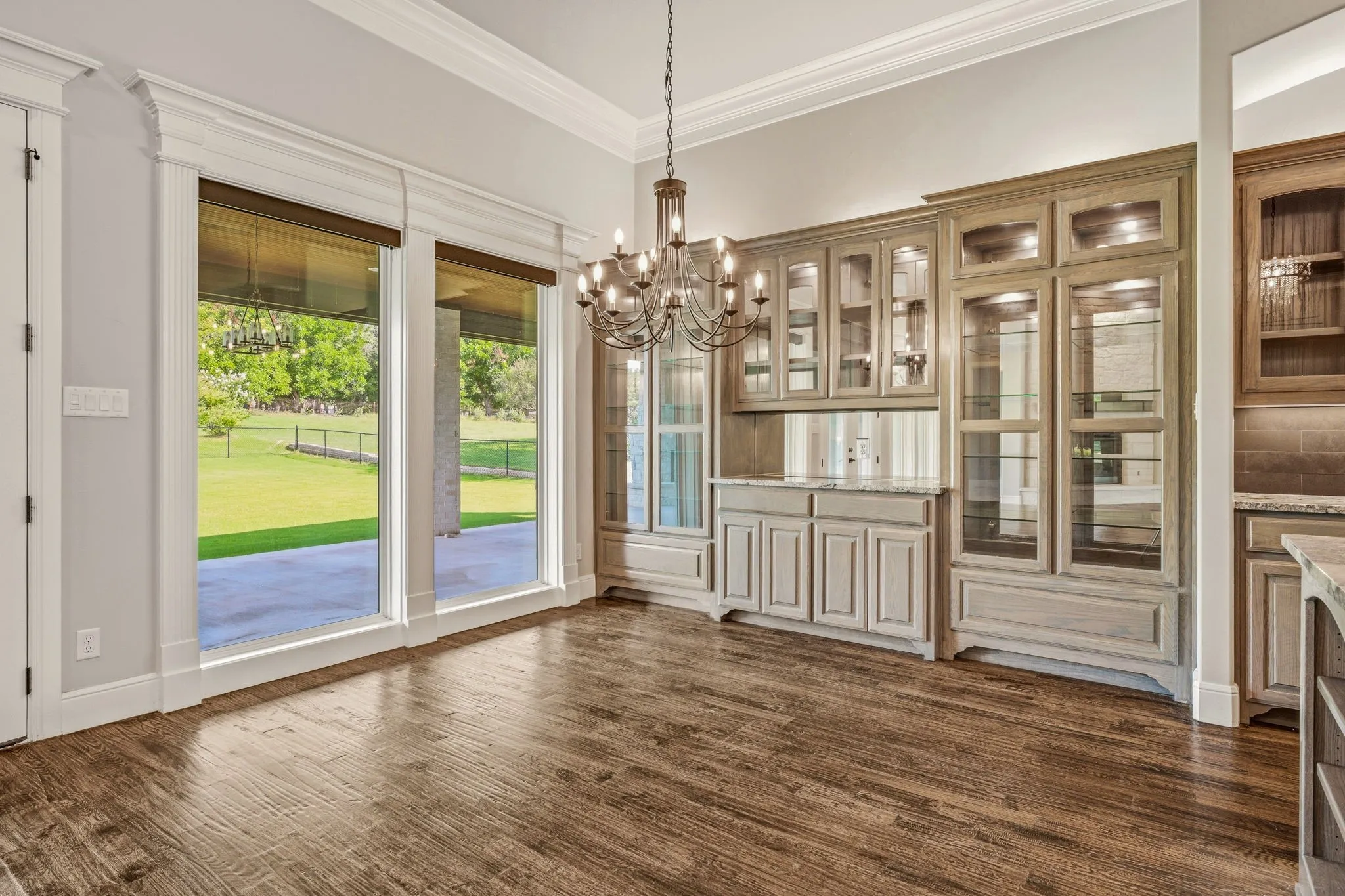 Single Family Residence For Sale in Hood County , 9503 Bellechase Road, Granbury, Texas 76049, 4 Bedroom, 4 Bathroom, 3 Garage spaces, 3,780 Sqft, built in 2019, mls#21260966, Real Estate Agent in Granbury, Homes For Sale in Hood county, Homes For Sale in Granbury, Realtor in Granbury Texas, Real Estate Brokerage Independent Realty Texas, Luminita Cordes Realtor