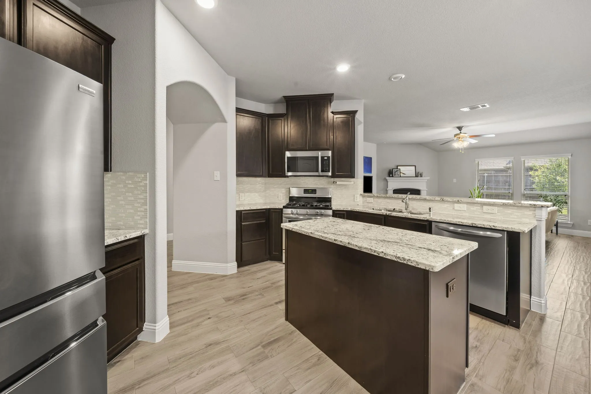 Single Family Residence For Sale in Denton County , 3905 Blessington Drive, Frisco, Texas 75036, 3 Bedroom, 2 Bathroom, 2 Garage spaces, 1,783 Sqft, built in 2017, Price $399,000, mls#21259592, Real Estate Agent in Frisco, Homes For Sale in Denton county, Homes For Sale in Frisco, Realtor in Frisco Texas, Real Estate Brokerage Independent Realty Texas, Luminita Cordes Realtor