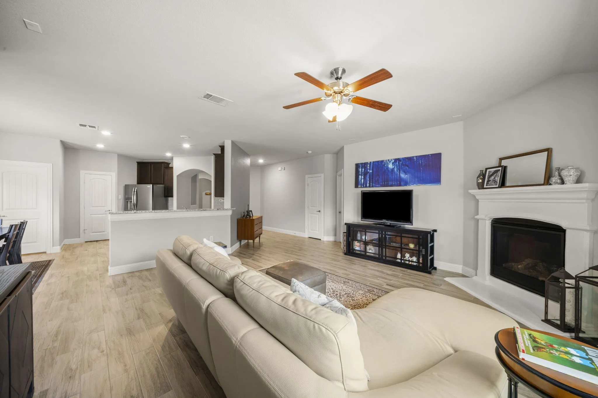 Single Family Residence For Sale in Denton County , 3905 Blessington Drive, Frisco, Texas 75036, 3 Bedroom, 2 Bathroom, 2 Garage spaces, 1,783 Sqft, built in 2017, Price $399,000, mls#21259592, Real Estate Agent in Frisco, Homes For Sale in Denton county, Homes For Sale in Frisco, Realtor in Frisco Texas, Real Estate Brokerage Independent Realty Texas, Luminita Cordes Realtor