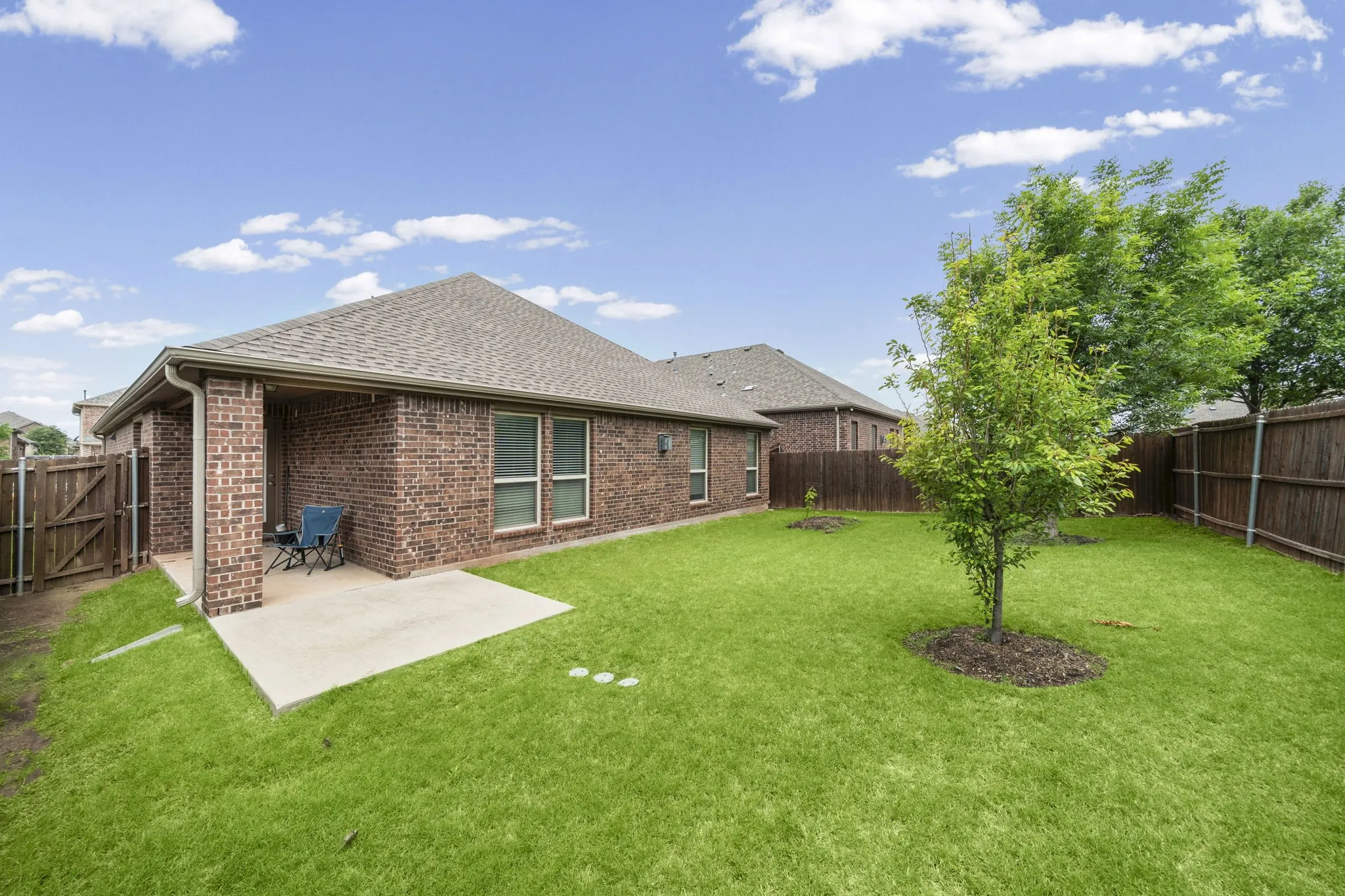 Single Family Residence For Sale in Denton County , 3905 Blessington Drive, Frisco, Texas 75036, 3 Bedroom, 2 Bathroom, 2 Garage spaces, 1,783 Sqft, built in 2017, Price $399,000, mls#21259592, Real Estate Agent in Frisco, Homes For Sale in Denton county, Homes For Sale in Frisco, Realtor in Frisco Texas, Real Estate Brokerage Independent Realty Texas, Luminita Cordes Realtor