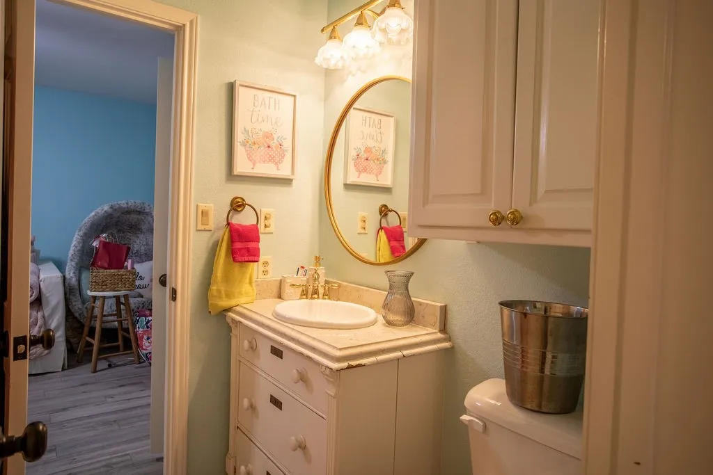 Upstairs Bath