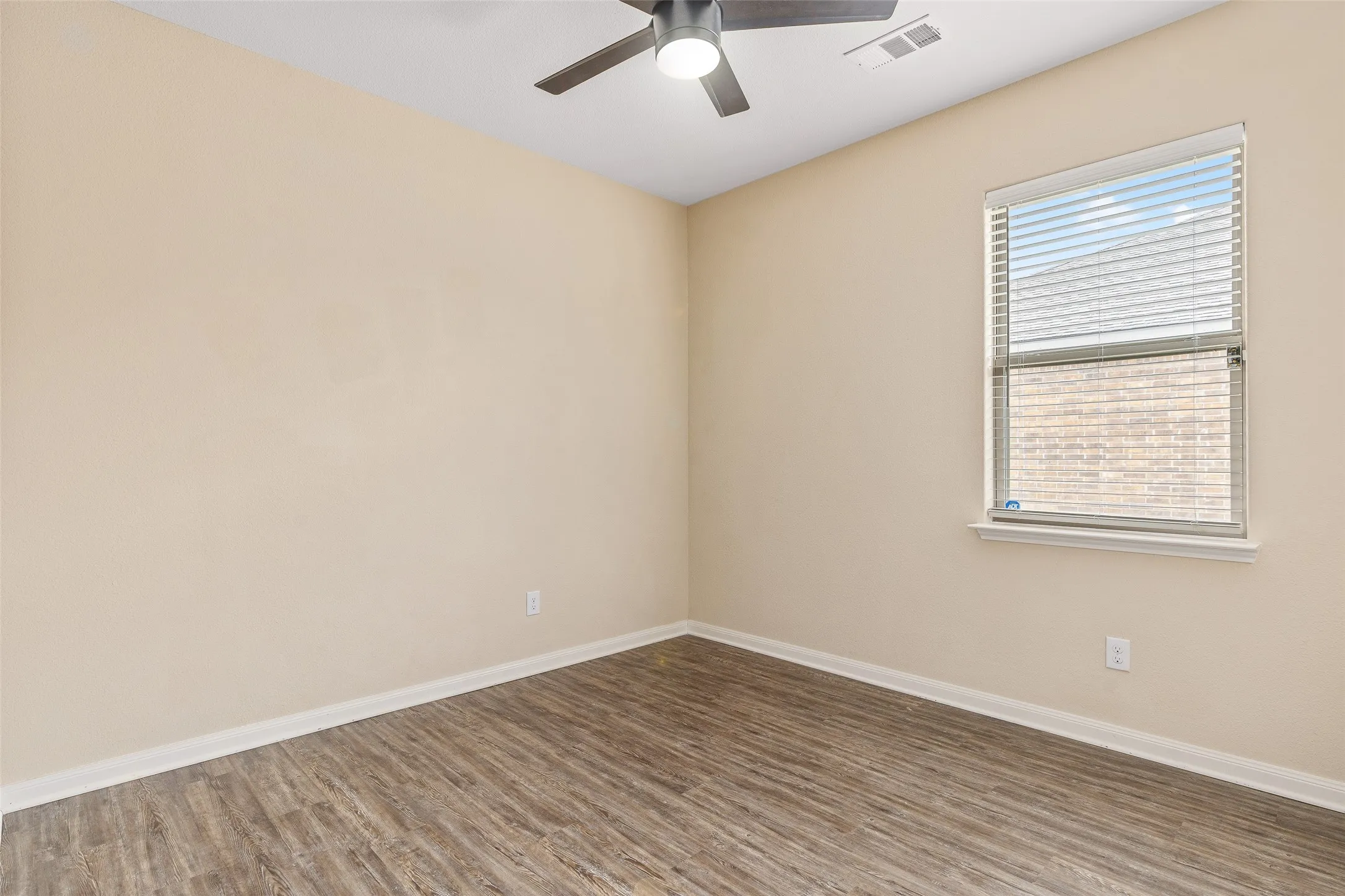 Single Family Residence For Rent in Collin County , 1431 Park Trails Boulevard, Princeton, Texas 75407, 3 Bedrooms, 2 Bathrooms, 2 Garage spaces, 1,619 Sqft, built in 2019, Price $1,850, mls#21258408, Real Estate Agent in Princeton, Homes For Rent in Collin county, Homes For Rent in Princeton, Realtor in Princeton Texas, Real Estate Brokerage Independent Realty Texas, Luminita Cordes Realtor