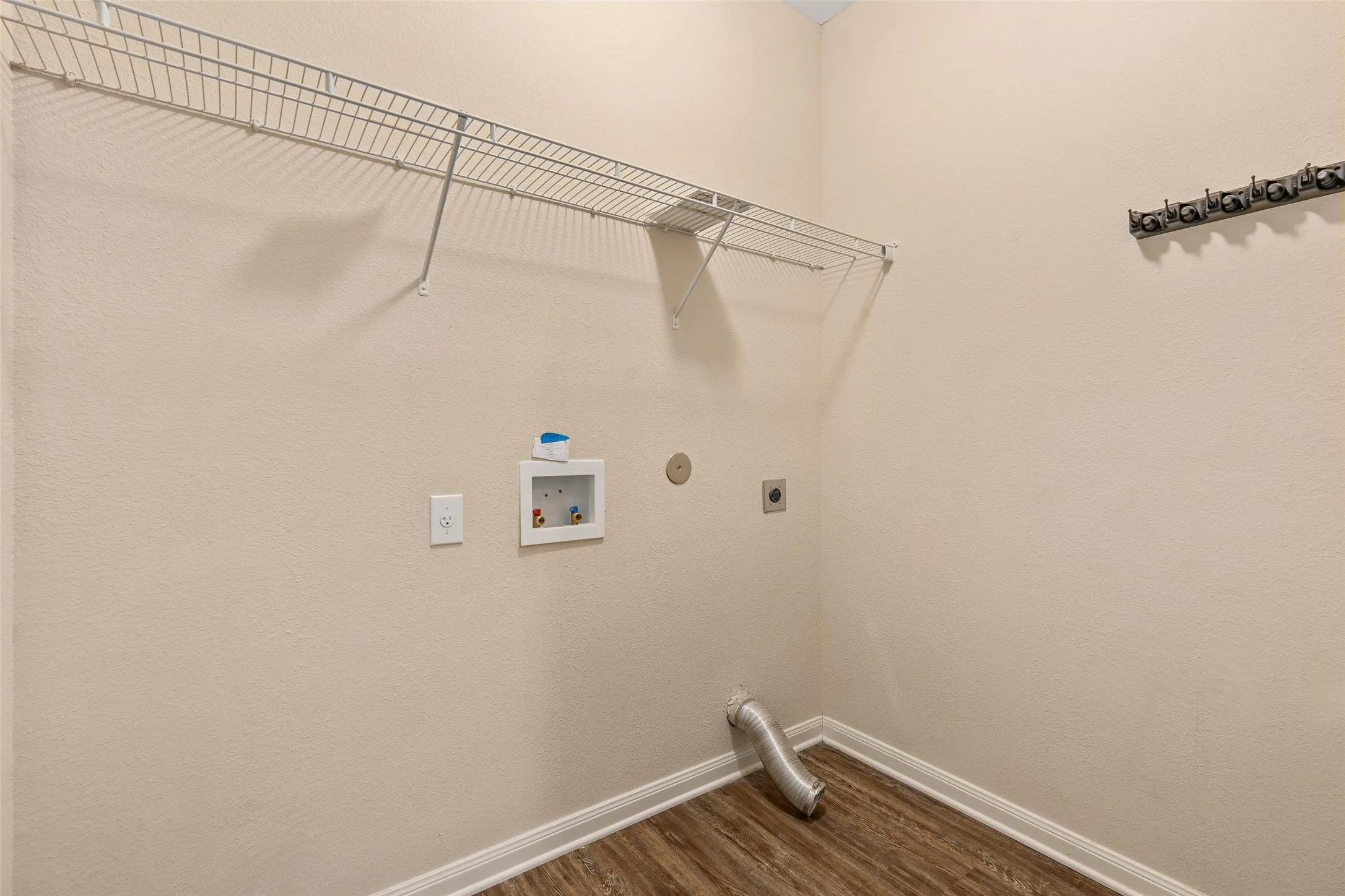 Single Family Residence For Rent in Collin County , 1431 Park Trails Boulevard, Princeton, Texas 75407, 3 Bedrooms, 2 Bathrooms, 2 Garage spaces, 1,619 Sqft, built in 2019, Price $1,850, mls#21258408, Real Estate Agent in Princeton, Homes For Rent in Collin county, Homes For Rent in Princeton, Realtor in Princeton Texas, Real Estate Brokerage Independent Realty Texas, Luminita Cordes Realtor