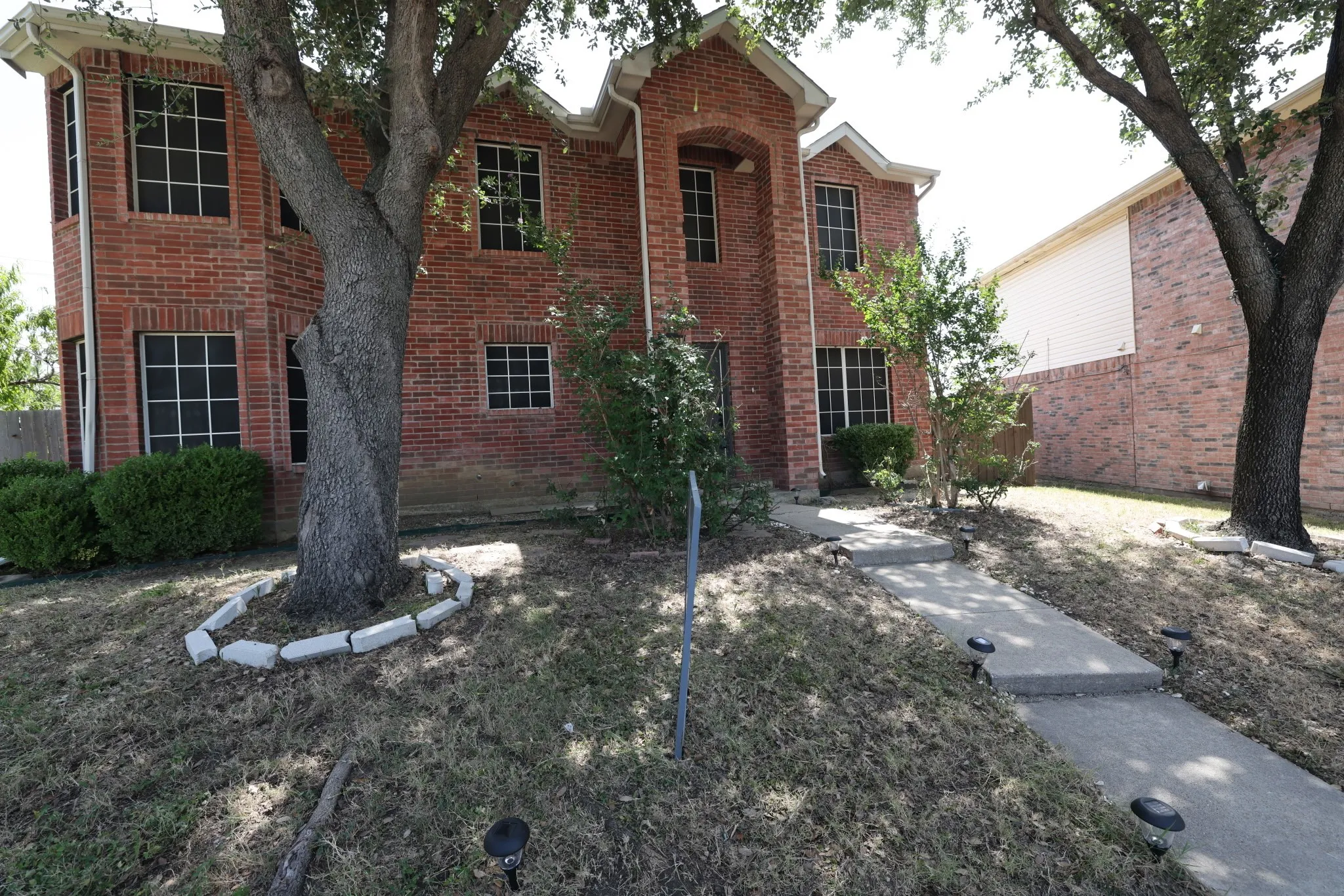Single Family Residence For Sale in Denton County , 4360 Mesa Drive, Carrollton, Texas 75010, 4 Bedroom, 3 Bathroom, 2 Garage spaces, 2,061 Sqft, built in 2000, Price $460,000, mls#21255353, Real Estate Agent in Carrollton, Homes For Sale in Denton county, Homes For Sale in Carrollton, Realtor in Carrollton Texas, Real Estate Brokerage Independent Realty Texas, Luminita Cordes Realtor
