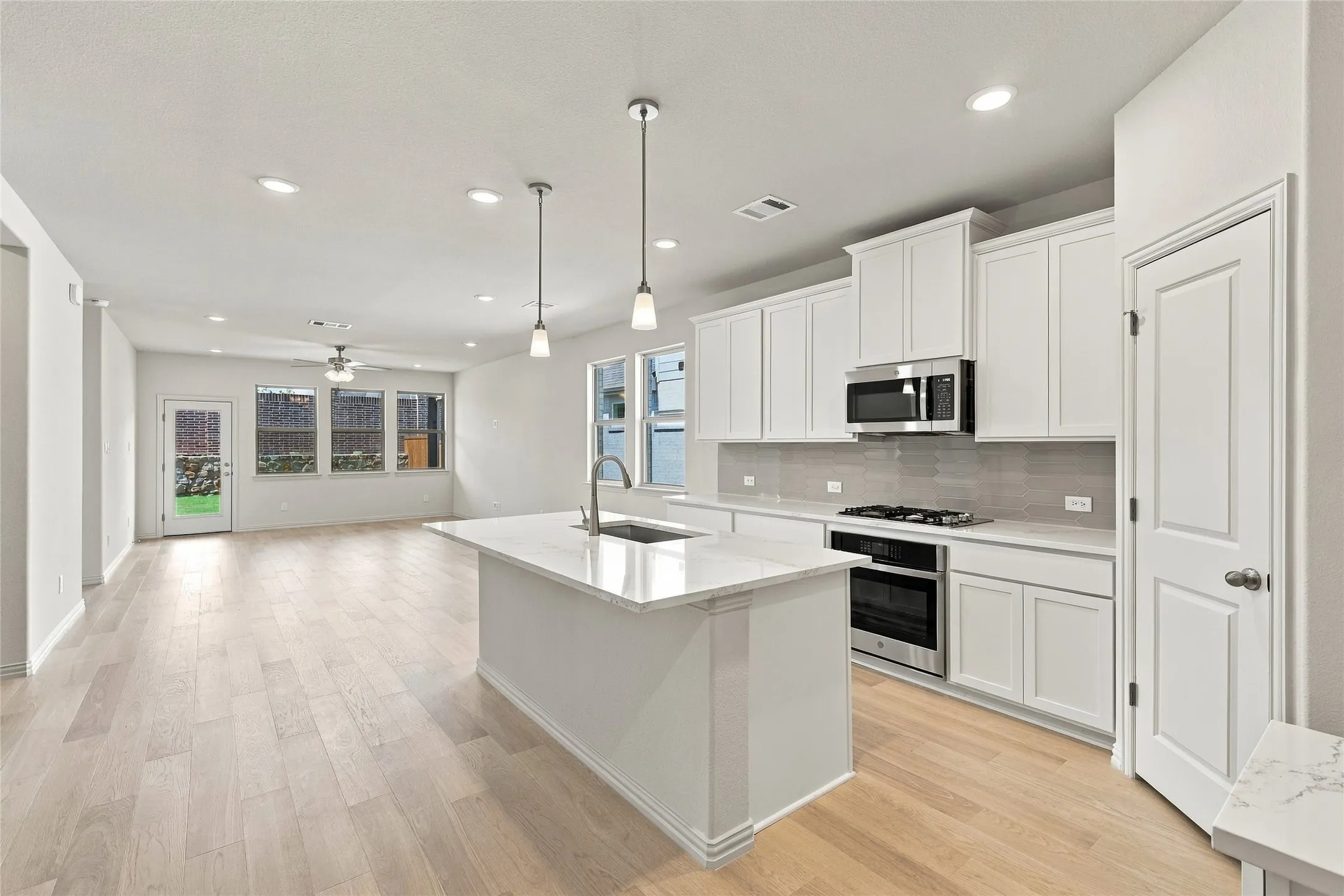 Single Family Residence For Sale in Collin County , 5212 Noland Drive, Princeton, Texas 75071, 4 Bedroom, 4 Bathroom, 2 Garage spaces, 2,684 Sqft, built in 2026, mls#21249770, Real Estate Agent in Princeton, Homes For Sale in Collin county, Homes For Sale in Princeton, Realtor in Princeton Texas, Real Estate Brokerage Independent Realty Texas, Luminita Cordes Realtor
