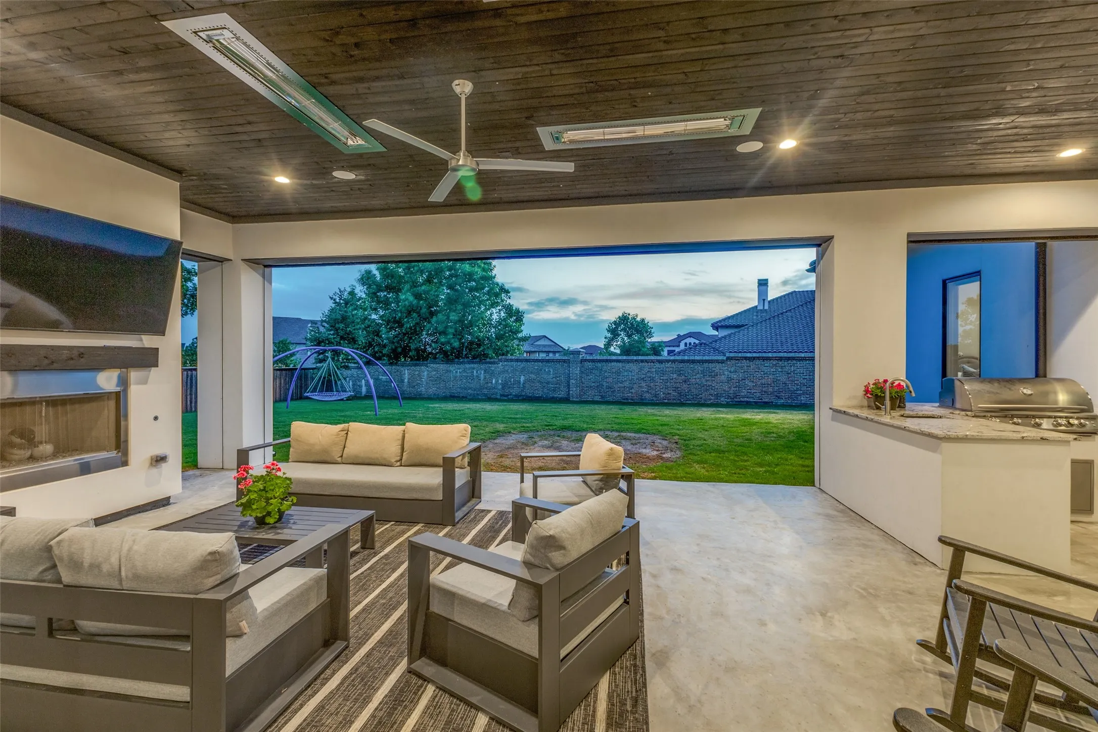 Single Family Residence For Sale in Denton County , 12349 Farmstead Drive, Frisco, Texas 75033, 5 Bedroom, 7 Bathroom, 4 Garage spaces, 8,063 Sqft, built in 2020, mls#21246756, Real Estate Agent in Frisco, Homes For Sale in Denton county, Homes For Sale in Frisco, Realtor in Frisco Texas, Real Estate Brokerage Independent Realty Texas, Luminita Cordes Realtor