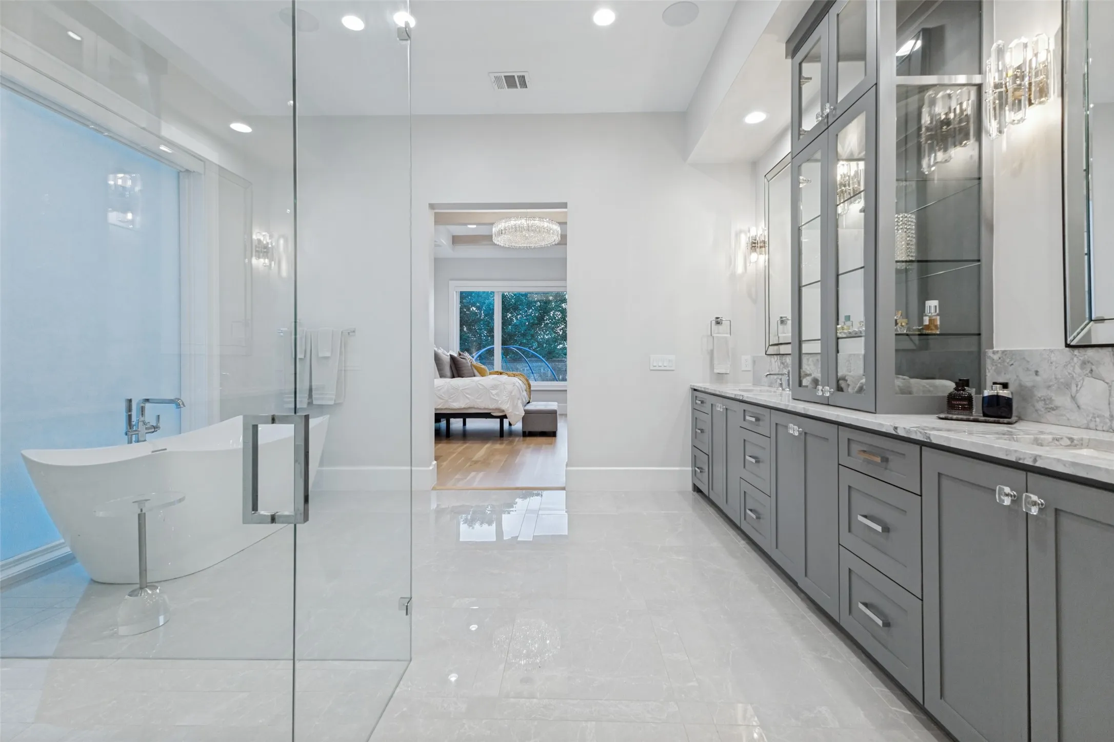 Single Family Residence For Sale in Denton County , 12349 Farmstead Drive, Frisco, Texas 75033, 5 Bedroom, 7 Bathroom, 4 Garage spaces, 8,063 Sqft, built in 2020, mls#21246756, Real Estate Agent in Frisco, Homes For Sale in Denton county, Homes For Sale in Frisco, Realtor in Frisco Texas, Real Estate Brokerage Independent Realty Texas, Luminita Cordes Realtor