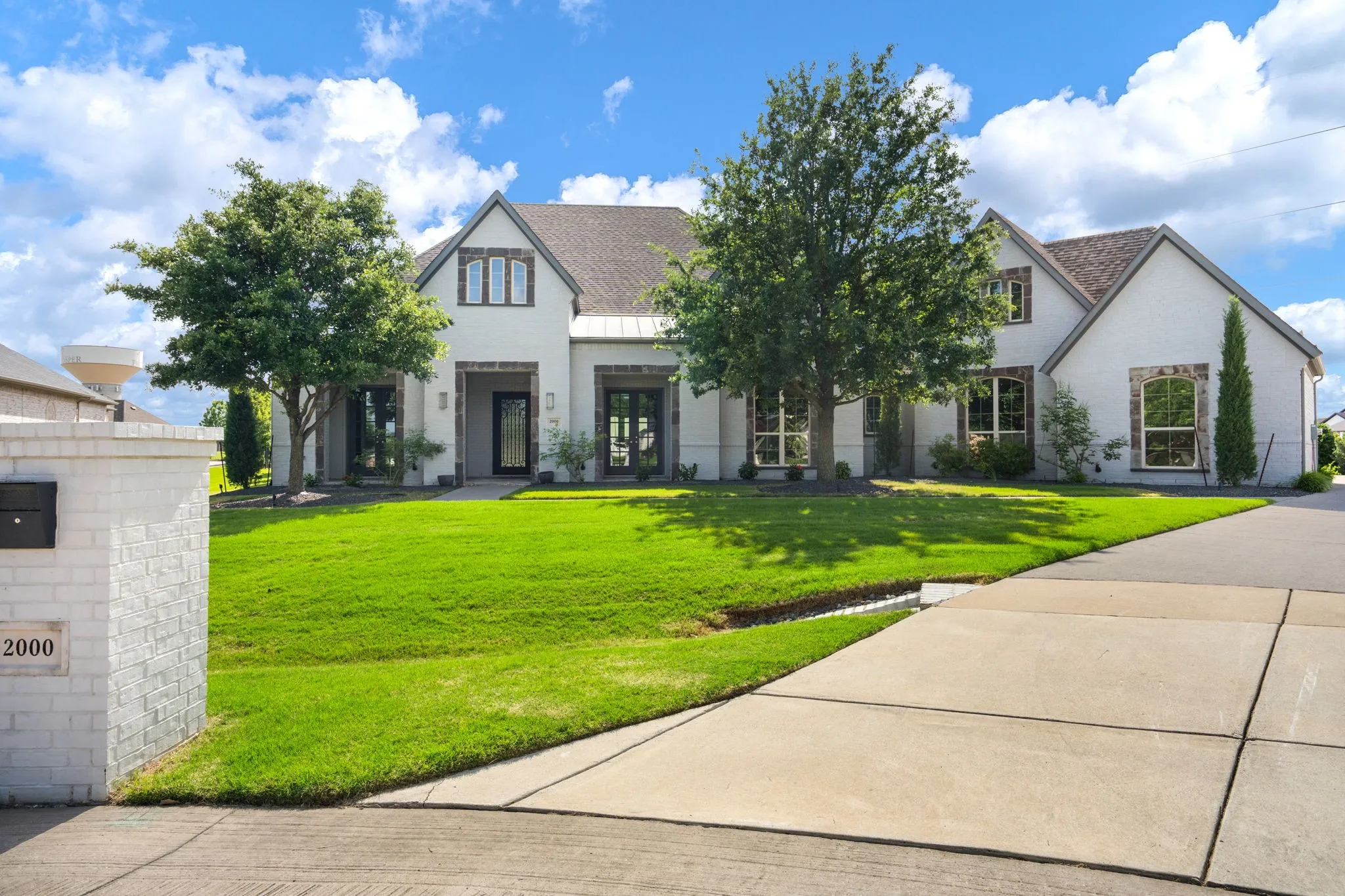 Single Family Residence For Sale in Collin County , 2000 Willow Bend Court, Prosper, Texas 75078, 4 Bedroom, 5 Bathroom, 4 Garage spaces, 4,636 Sqft, built in 2016, mls#21261976, Real Estate Agent in Prosper, Homes For Sale in Collin county, Homes For Sale in Prosper, Realtor in Prosper Texas, Real Estate Brokerage Independent Realty Texas, Luminita Cordes Realtor