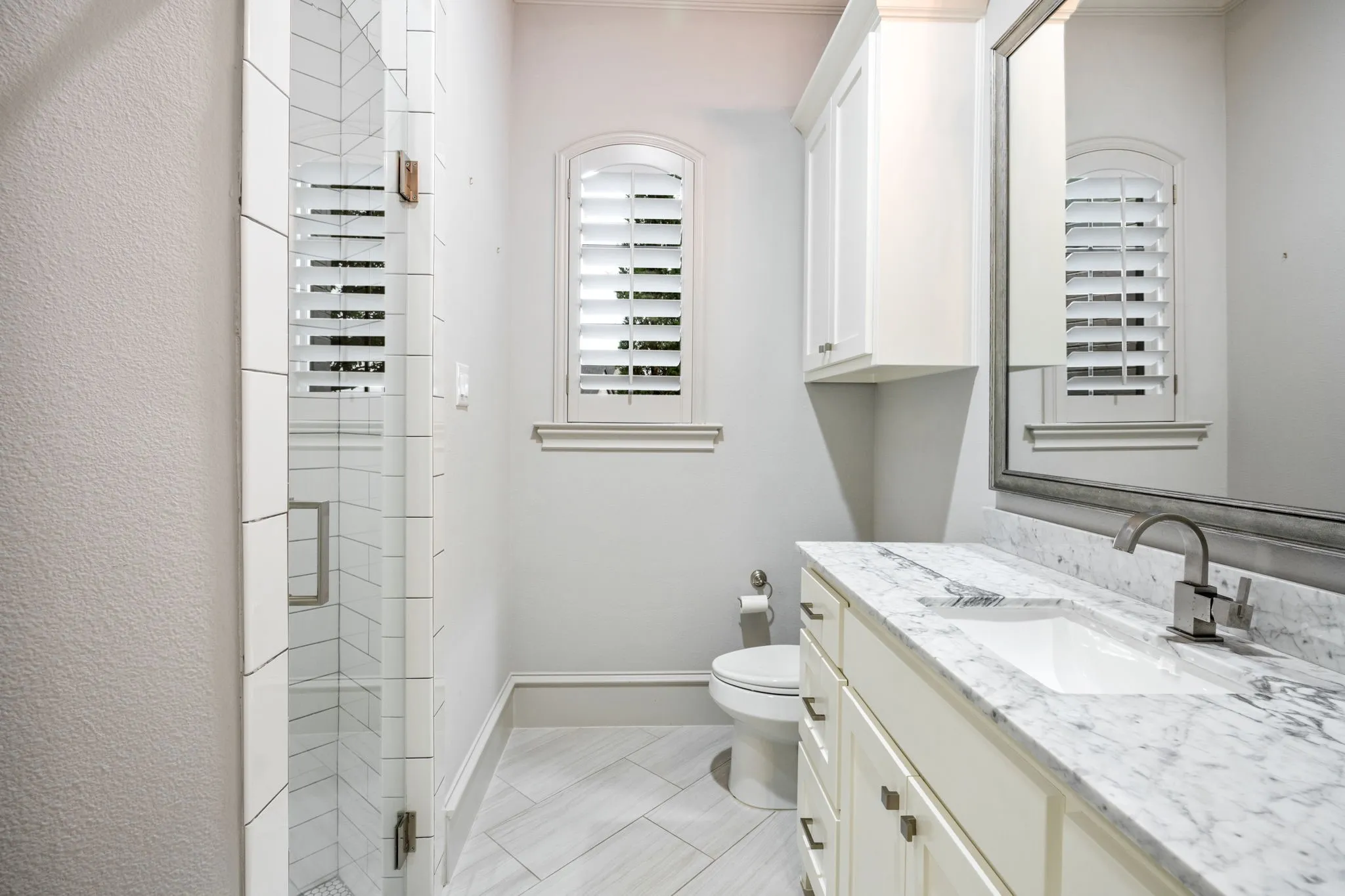 Single Family Residence For Sale in Collin County , 2000 Willow Bend Court, Prosper, Texas 75078, 4 Bedroom, 5 Bathroom, 4 Garage spaces, 4,636 Sqft, built in 2016, mls#21261976, Real Estate Agent in Prosper, Homes For Sale in Collin county, Homes For Sale in Prosper, Realtor in Prosper Texas, Real Estate Brokerage Independent Realty Texas, Luminita Cordes Realtor