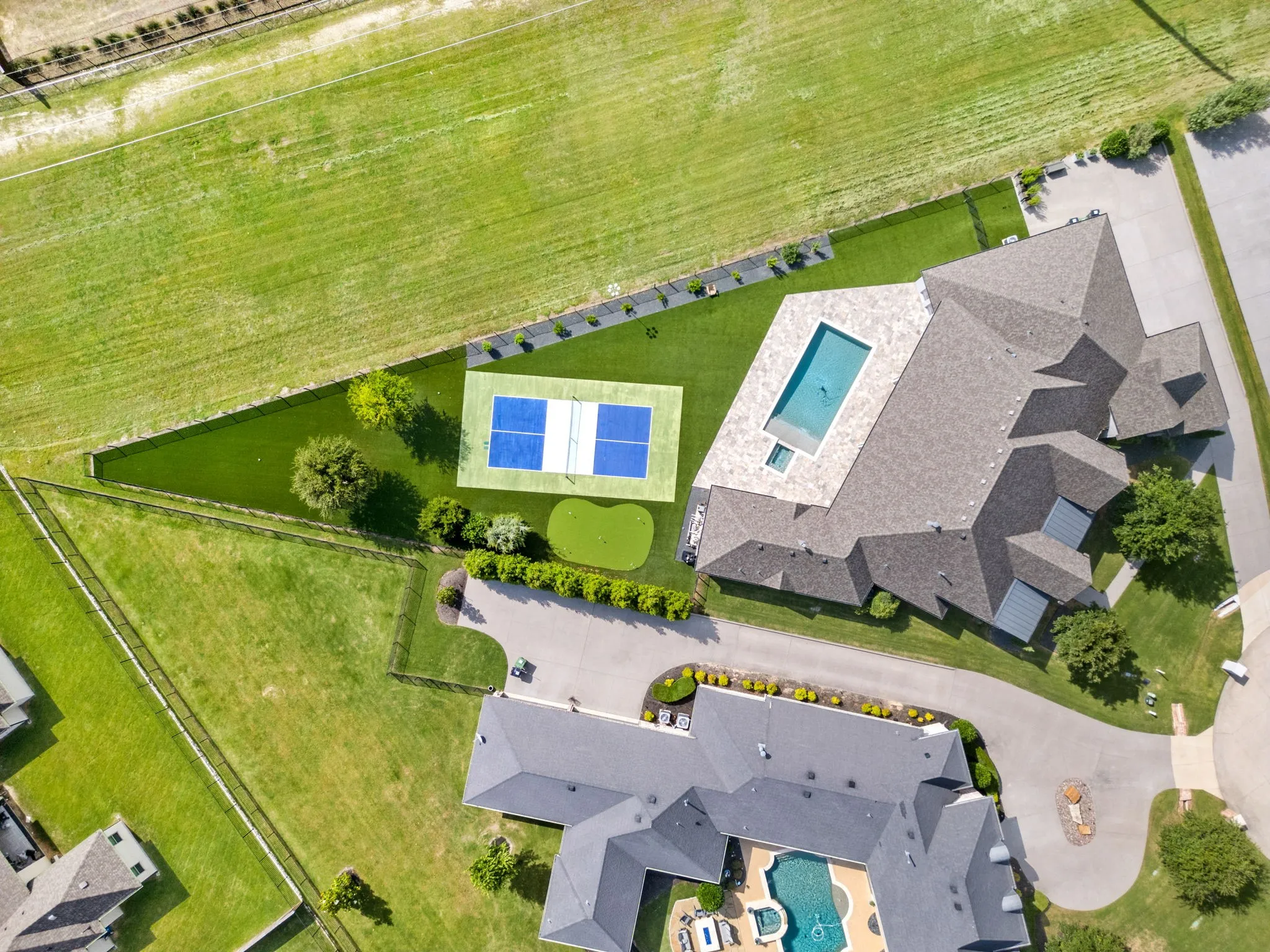 Single Family Residence For Sale in Collin County , 2000 Willow Bend Court, Prosper, Texas 75078, 4 Bedroom, 5 Bathroom, 4 Garage spaces, 4,636 Sqft, built in 2016, mls#21261976, Real Estate Agent in Prosper, Homes For Sale in Collin county, Homes For Sale in Prosper, Realtor in Prosper Texas, Real Estate Brokerage Independent Realty Texas, Luminita Cordes Realtor
