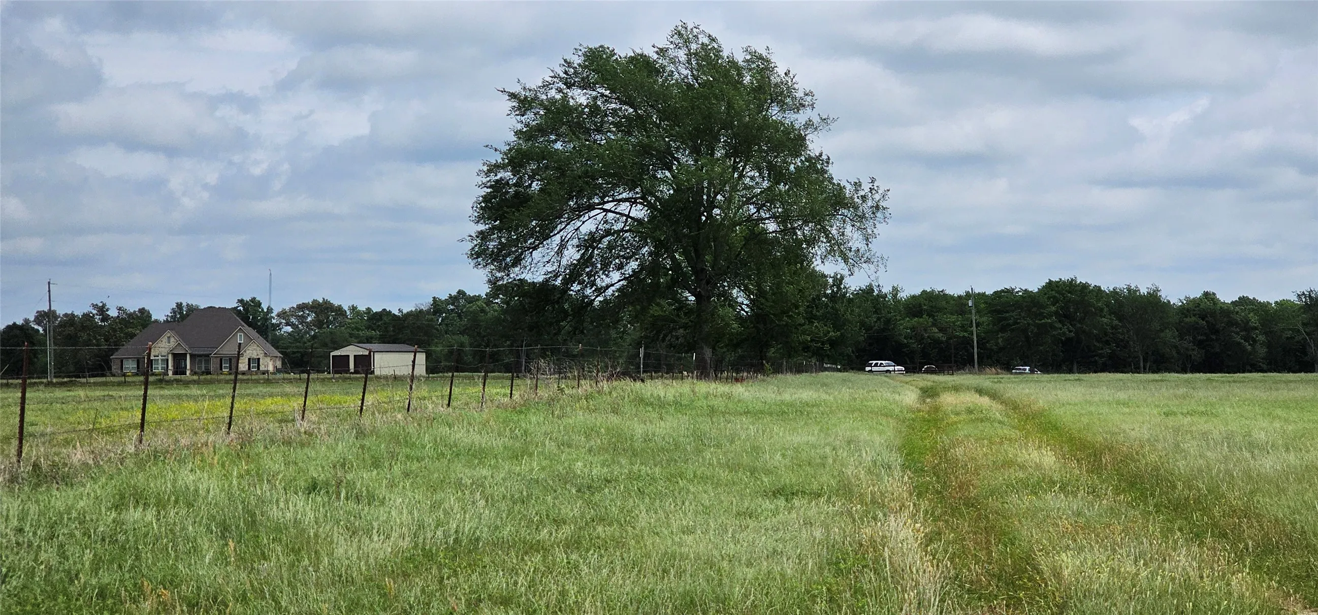 Ranch For Sale in Van Zandt County , 2260 FM 16, Canton, Texas 75103, 0, 0, Garage spaces, 0 Sqft, built in 1970, Price $649,000, mls#21262921, Real Estate Agent in Canton, Homes For Sale in Van Zandt county, Homes For Sale in Canton, Realtor in Canton Texas, Real Estate Brokerage Independent Realty Texas, Luminita Cordes Realtor