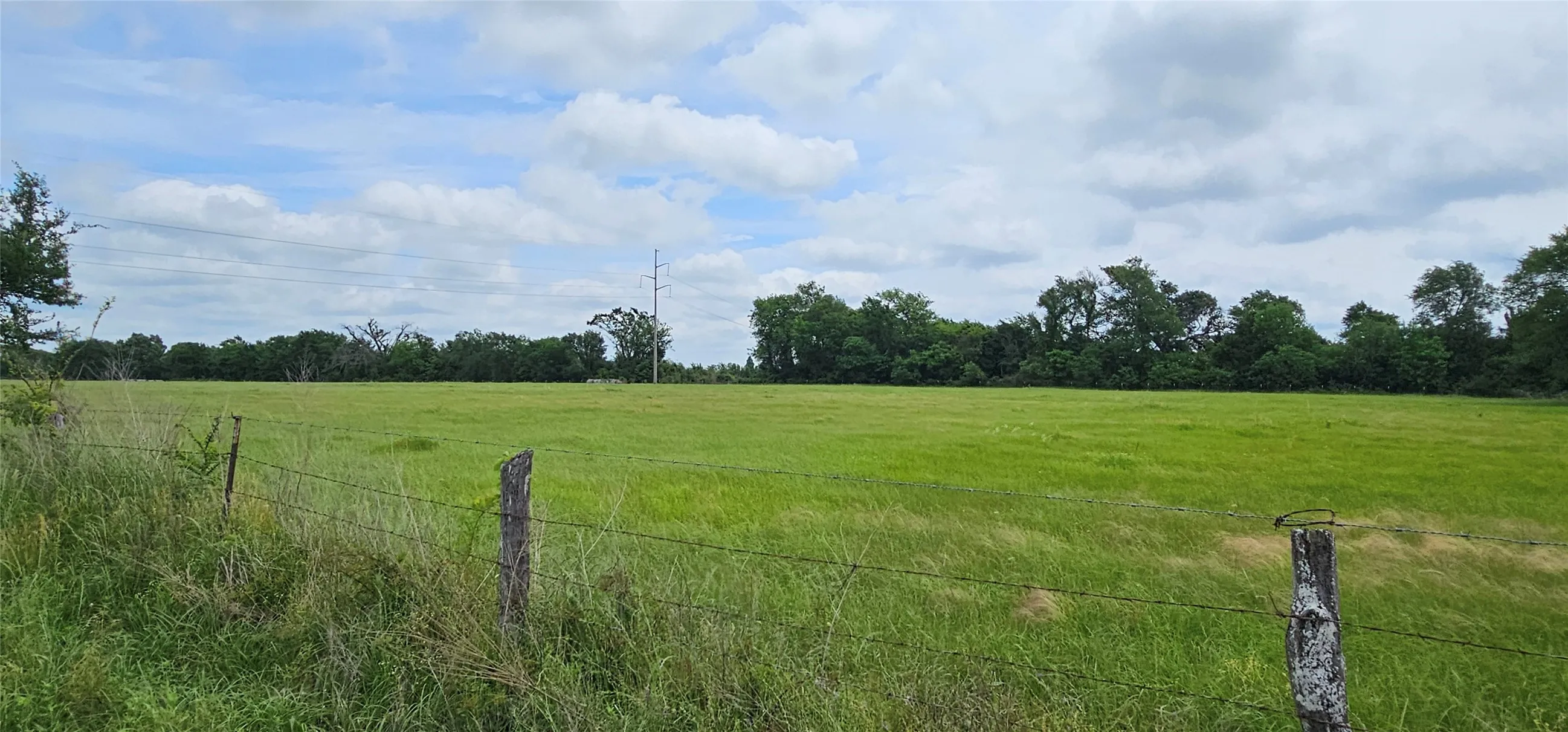 Ranch For Sale in Van Zandt County , 2260 FM 16, Canton, Texas 75103, 0, 0, Garage spaces, 0 Sqft, built in 1970, Price $649,000, mls#21262921, Real Estate Agent in Canton, Homes For Sale in Van Zandt county, Homes For Sale in Canton, Realtor in Canton Texas, Real Estate Brokerage Independent Realty Texas, Luminita Cordes Realtor