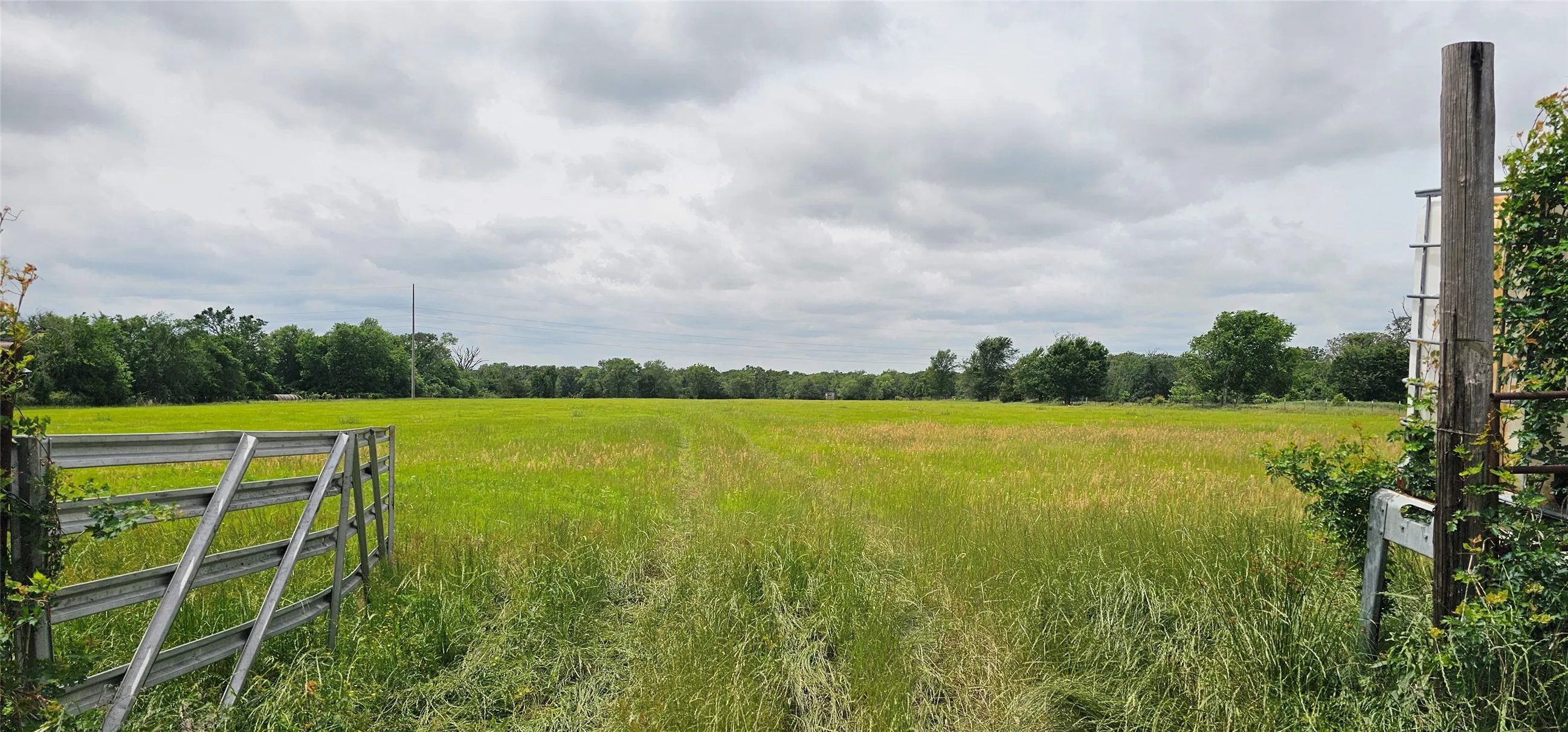 Ranch For Sale in Van Zandt County , 2260 FM 16, Canton, Texas 75103, 0, 0, Garage spaces, 0 Sqft, built in 1970, Price $649,000, mls#21262921, Real Estate Agent in Canton, Homes For Sale in Van Zandt county, Homes For Sale in Canton, Realtor in Canton Texas, Real Estate Brokerage Independent Realty Texas, Luminita Cordes Realtor