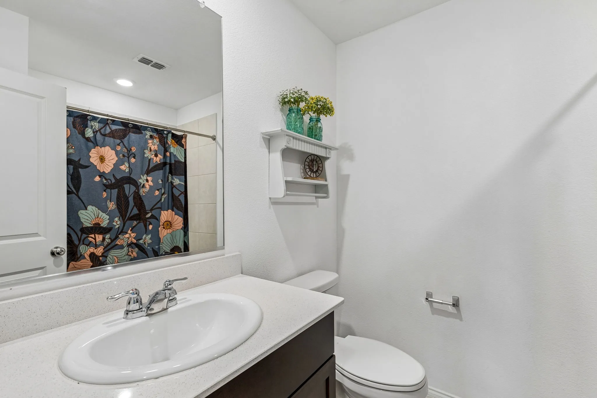 Single Family Residence For Sale in Collin County , 305 Carthage Drive, Princeton, Texas 75407, 4 Bedroom, 2 Bathroom, 2 Garage spaces, 1,675 Sqft, built in 2022, Price $270,000, mls#21250290, Real Estate Agent in Princeton, Homes For Sale in Collin county, Homes For Sale in Princeton, Realtor in Princeton Texas, Real Estate Brokerage Independent Realty Texas, Luminita Cordes Realtor