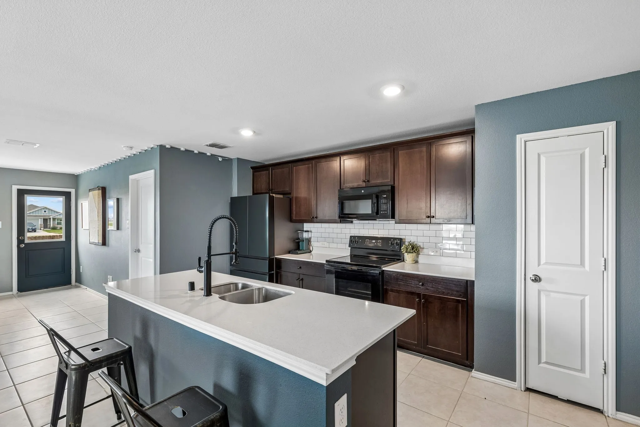 Single Family Residence For Sale in Collin County , 305 Carthage Drive, Princeton, Texas 75407, 4 Bedroom, 2 Bathroom, 2 Garage spaces, 1,675 Sqft, built in 2022, Price $270,000, mls#21250290, Real Estate Agent in Princeton, Homes For Sale in Collin county, Homes For Sale in Princeton, Realtor in Princeton Texas, Real Estate Brokerage Independent Realty Texas, Luminita Cordes Realtor