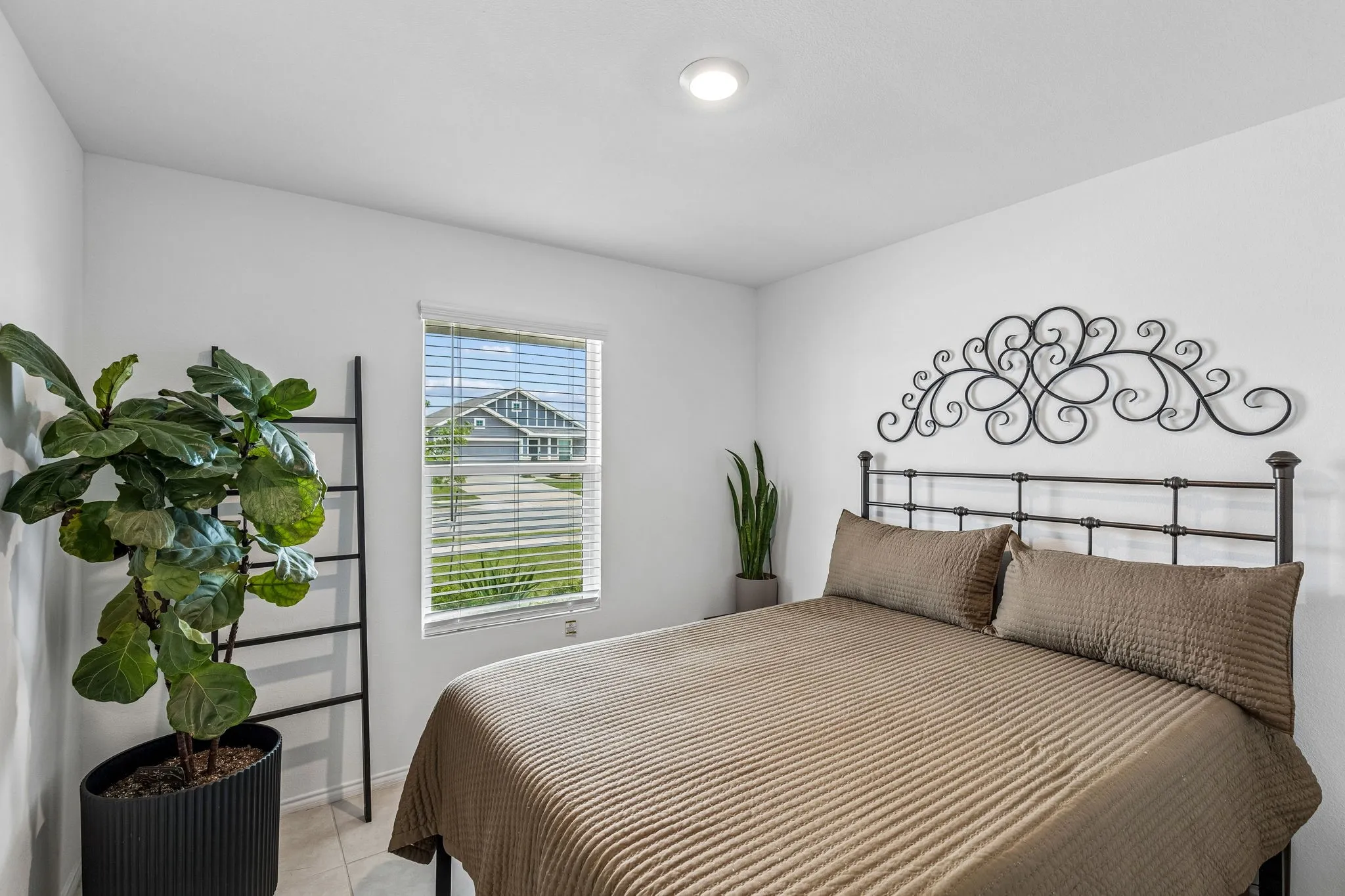 Single Family Residence For Sale in Collin County , 305 Carthage Drive, Princeton, Texas 75407, 4 Bedroom, 2 Bathroom, 2 Garage spaces, 1,675 Sqft, built in 2022, Price $270,000, mls#21250290, Real Estate Agent in Princeton, Homes For Sale in Collin county, Homes For Sale in Princeton, Realtor in Princeton Texas, Real Estate Brokerage Independent Realty Texas, Luminita Cordes Realtor