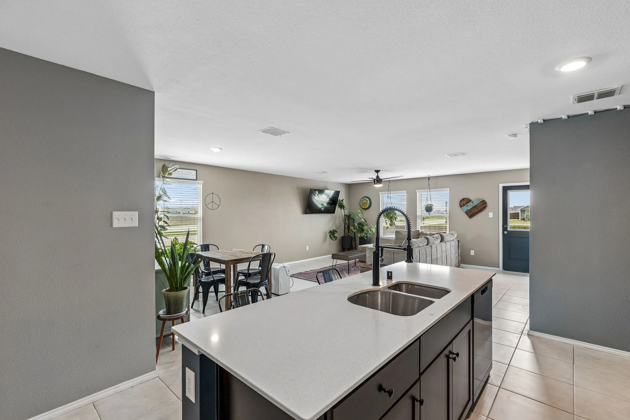 Single Family Residence For Sale in Collin County , 305 Carthage Drive, Princeton, Texas 75407, 4 Bedroom, 2 Bathroom, 2 Garage spaces, 1,675 Sqft, built in 2022, Price $270,000, mls#21250290, Real Estate Agent in Princeton, Homes For Sale in Collin county, Homes For Sale in Princeton, Realtor in Princeton Texas, Real Estate Brokerage Independent Realty Texas, Luminita Cordes Realtor