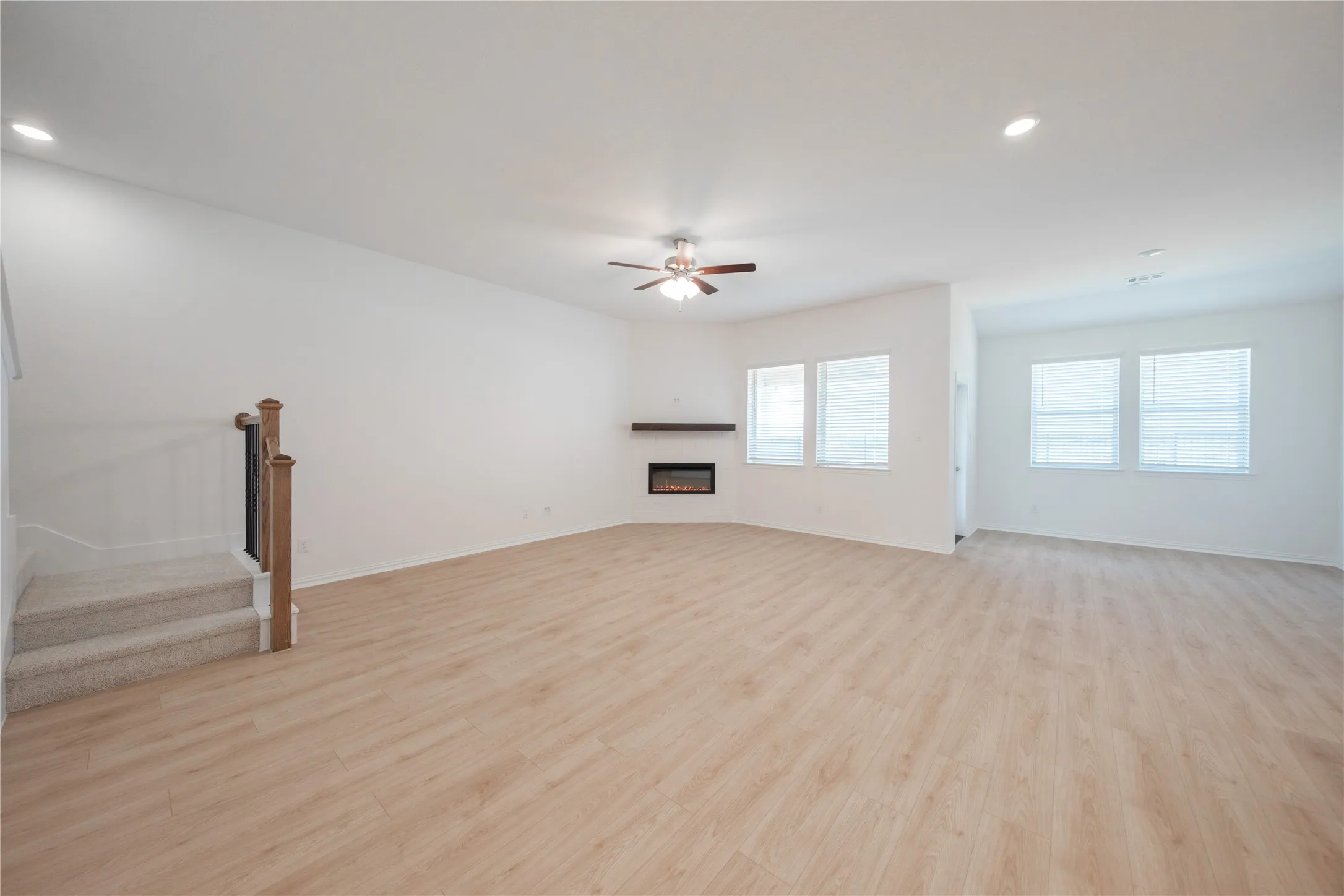 Beazer Homes Villages of Hurricane Creek Rainier Floorplan.