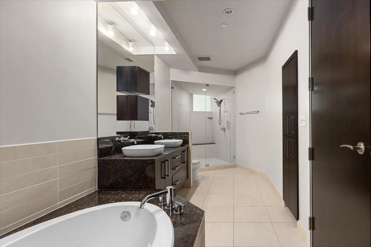 Condominium For Sale in Tarrant County , 2600 W 7th Street 2532, Fort Worth, Texas 76107, 1 Bedroom, 1 Bathroom, 2 Garage spaces, 1,263 Sqft, built in 1928, mls#21255077, Real Estate Agent in Fort Worth, Homes For Sale in Tarrant county, Homes For Sale in Fort Worth, Realtor in Fort Worth Texas, Real Estate Brokerage Independent Realty Texas, Luminita Cordes Realtor